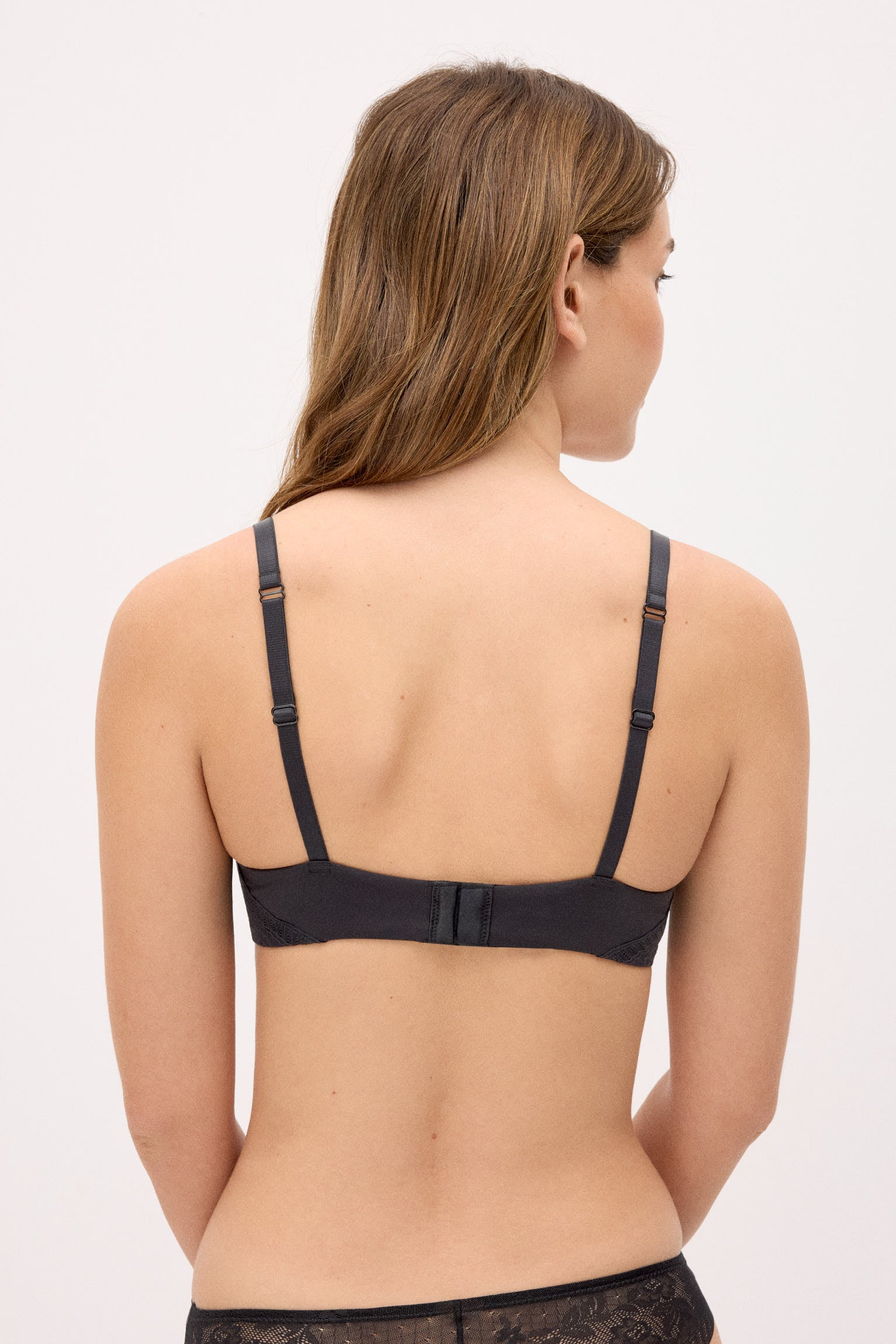 10157-2-sujetador-push-up-carina-negro-special-you-paula-echevarria