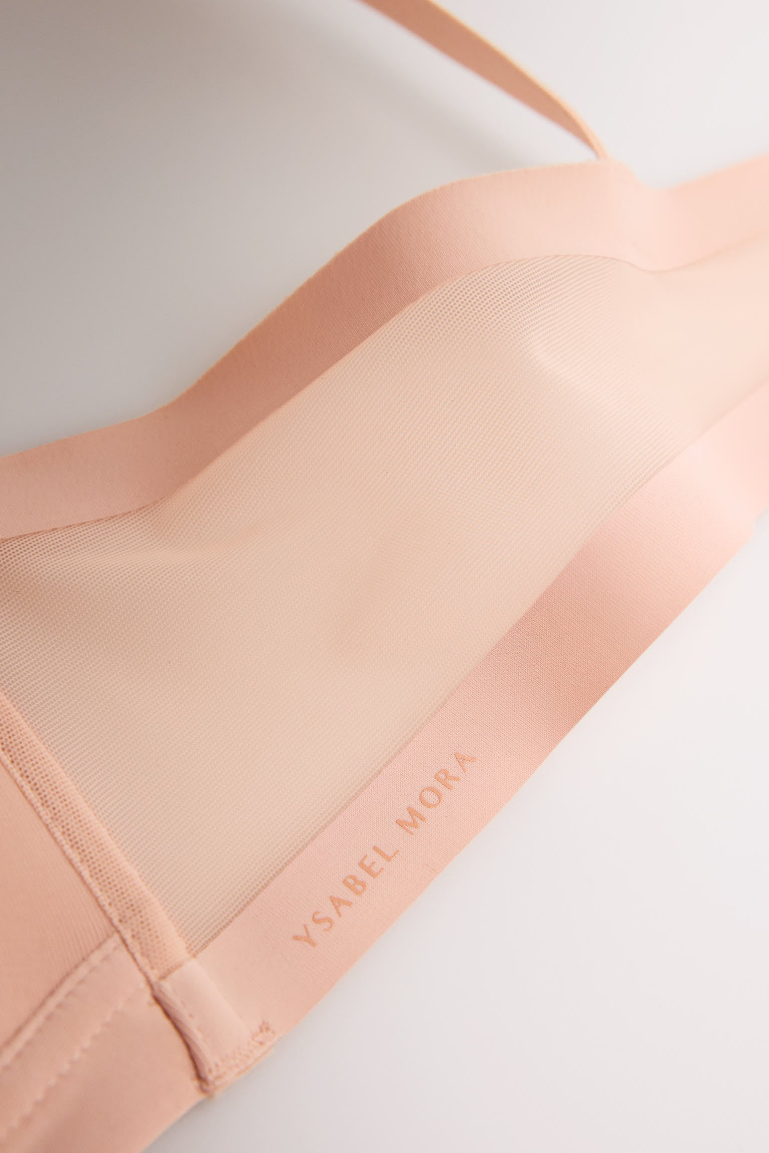 10159-05-nomarks-sujetador-sin-aro-con-relleno-brisa-nude-ysabel-mora