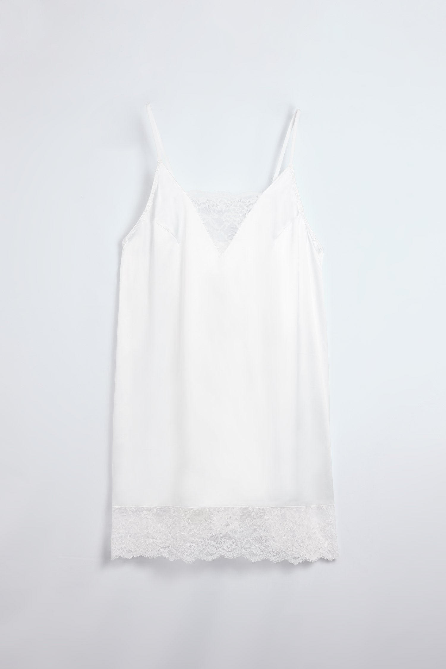 10615-4-camison-saten-encaje-novia-ysabel-mora-blanco