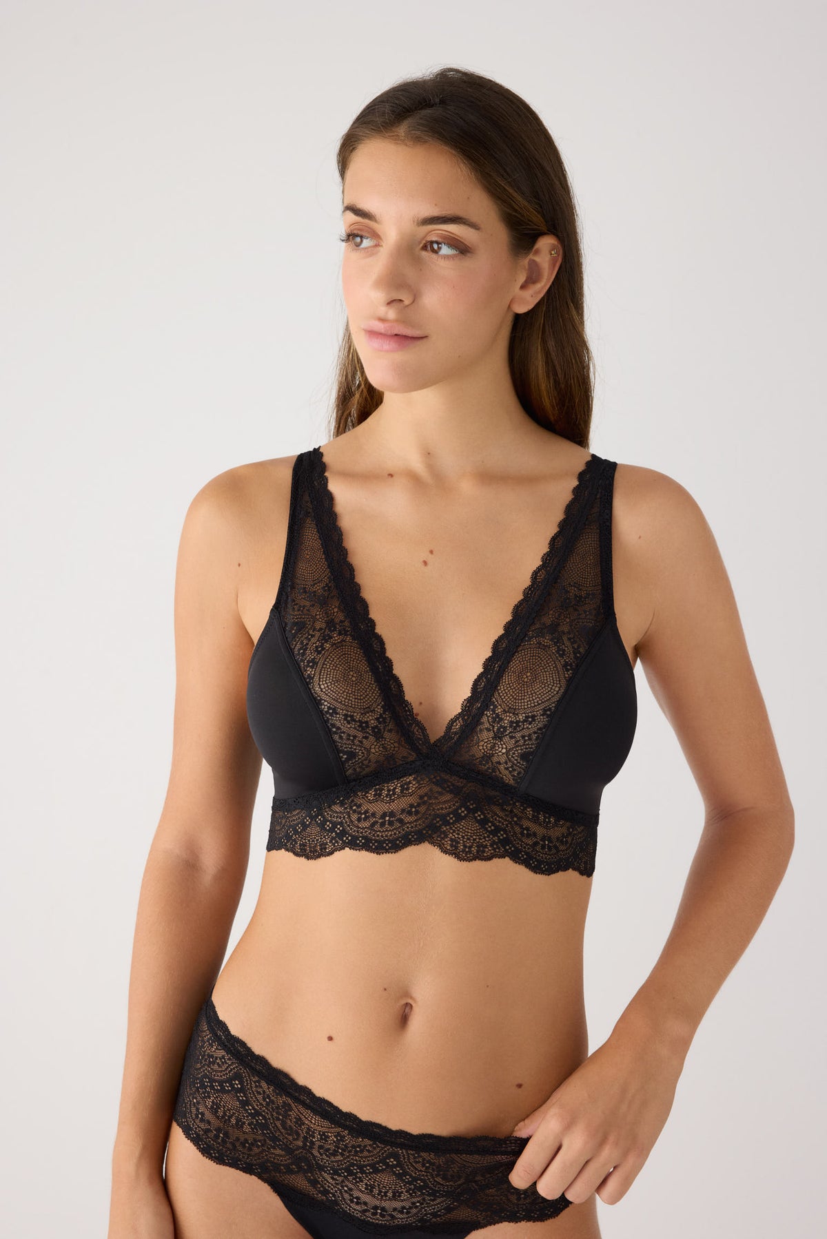 Black lace bralette | Paula Echevarria Limited Edition