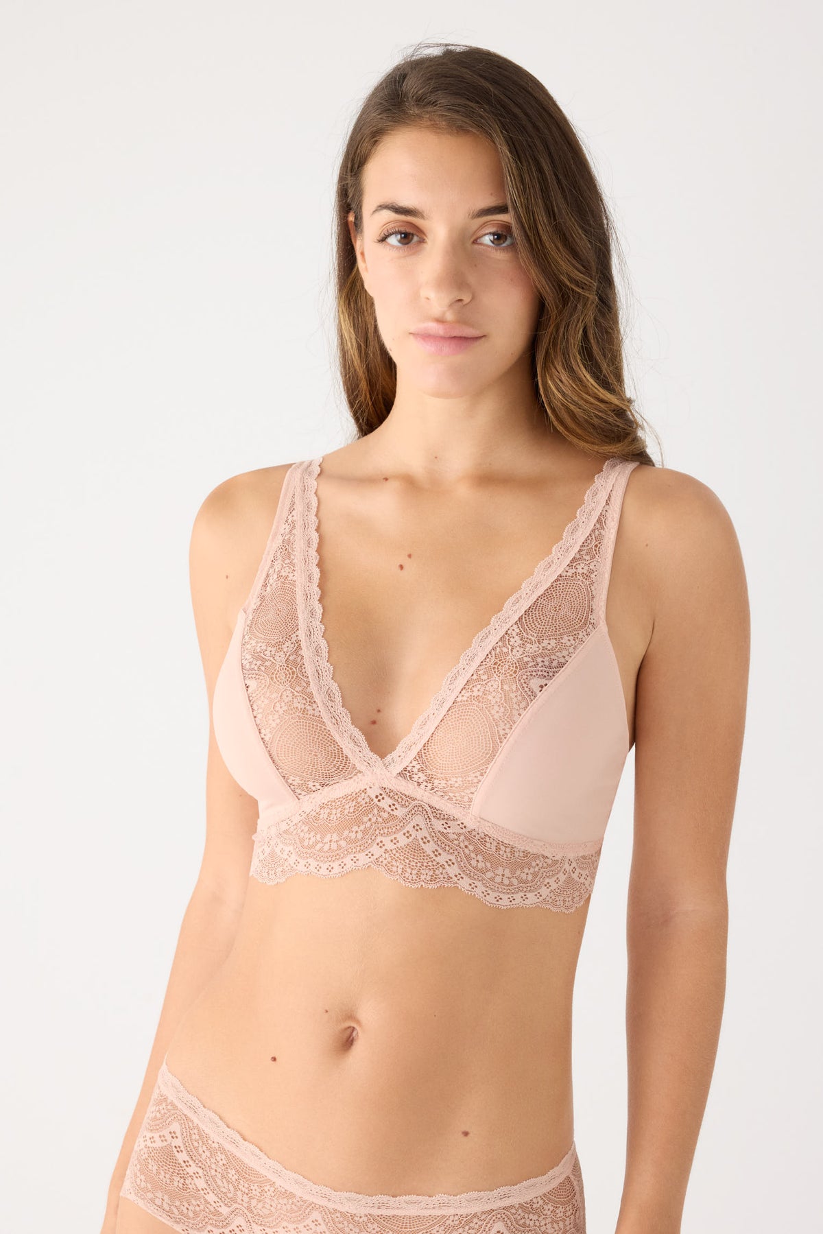 Nude lace bralette | Paula Echevarria Limited Edition