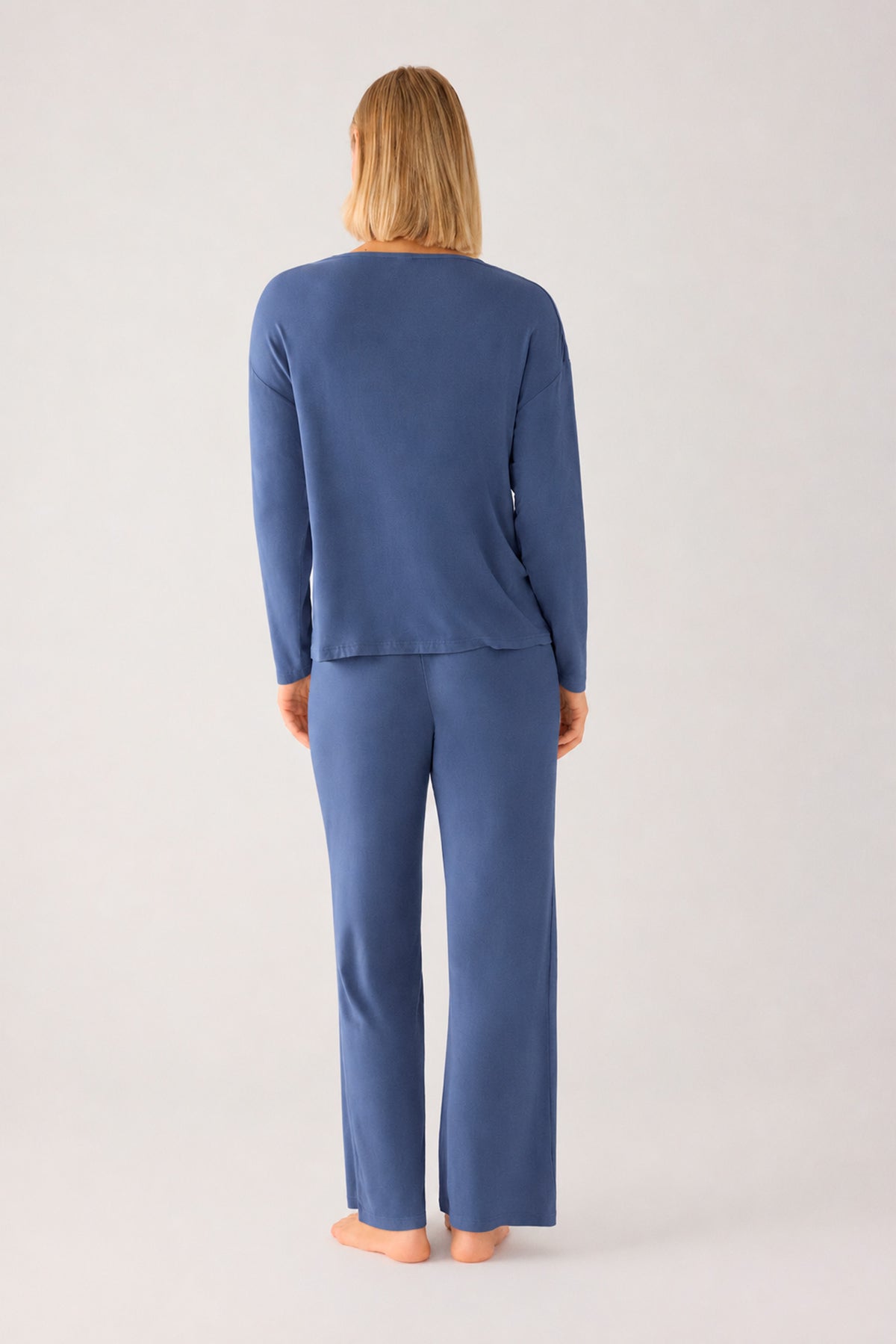 Lightweight soft women's long pyjamas with charcoal wide-leg trousers