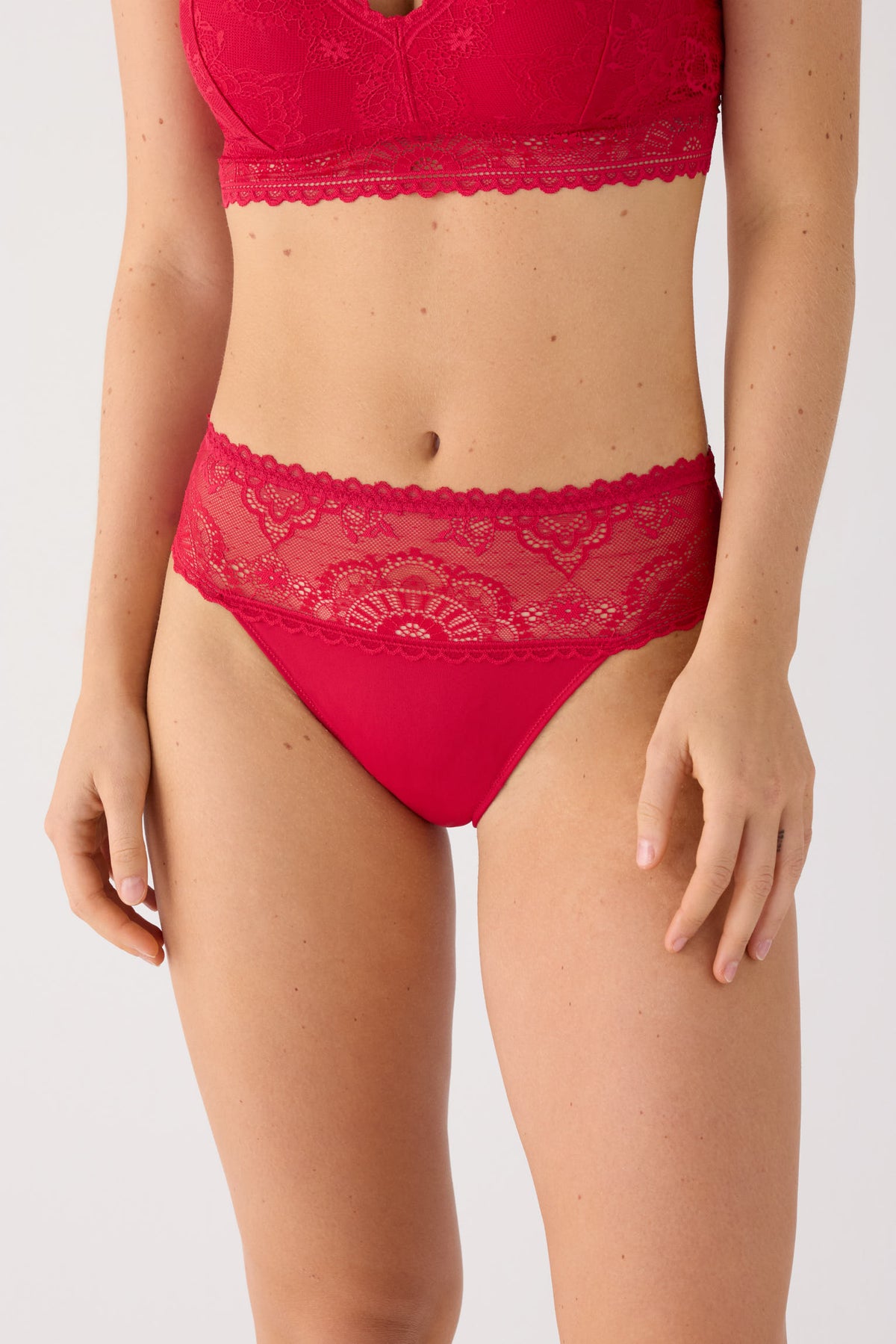 Midi briefs lace red