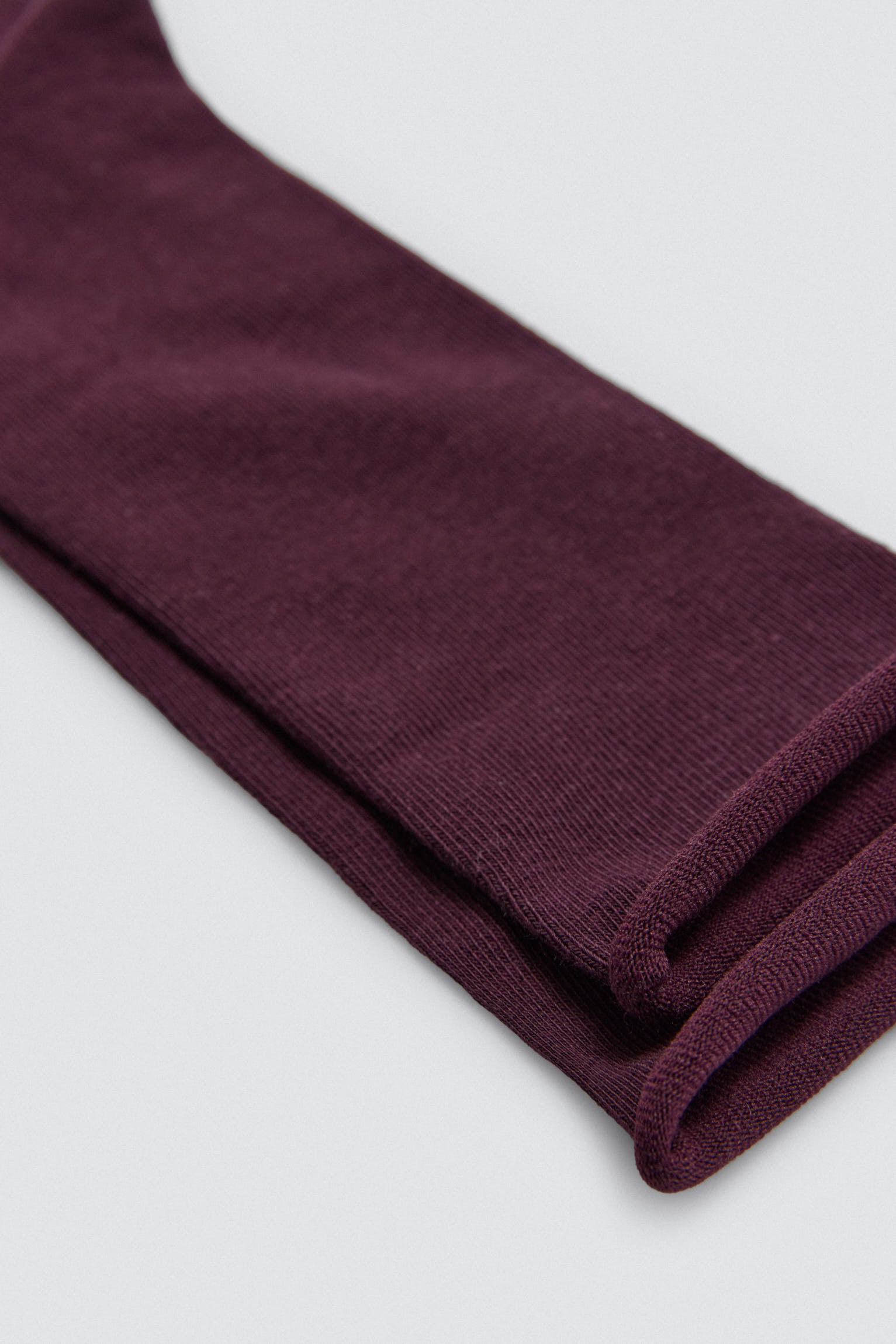 Pack of 3 cuffless socks in different colors