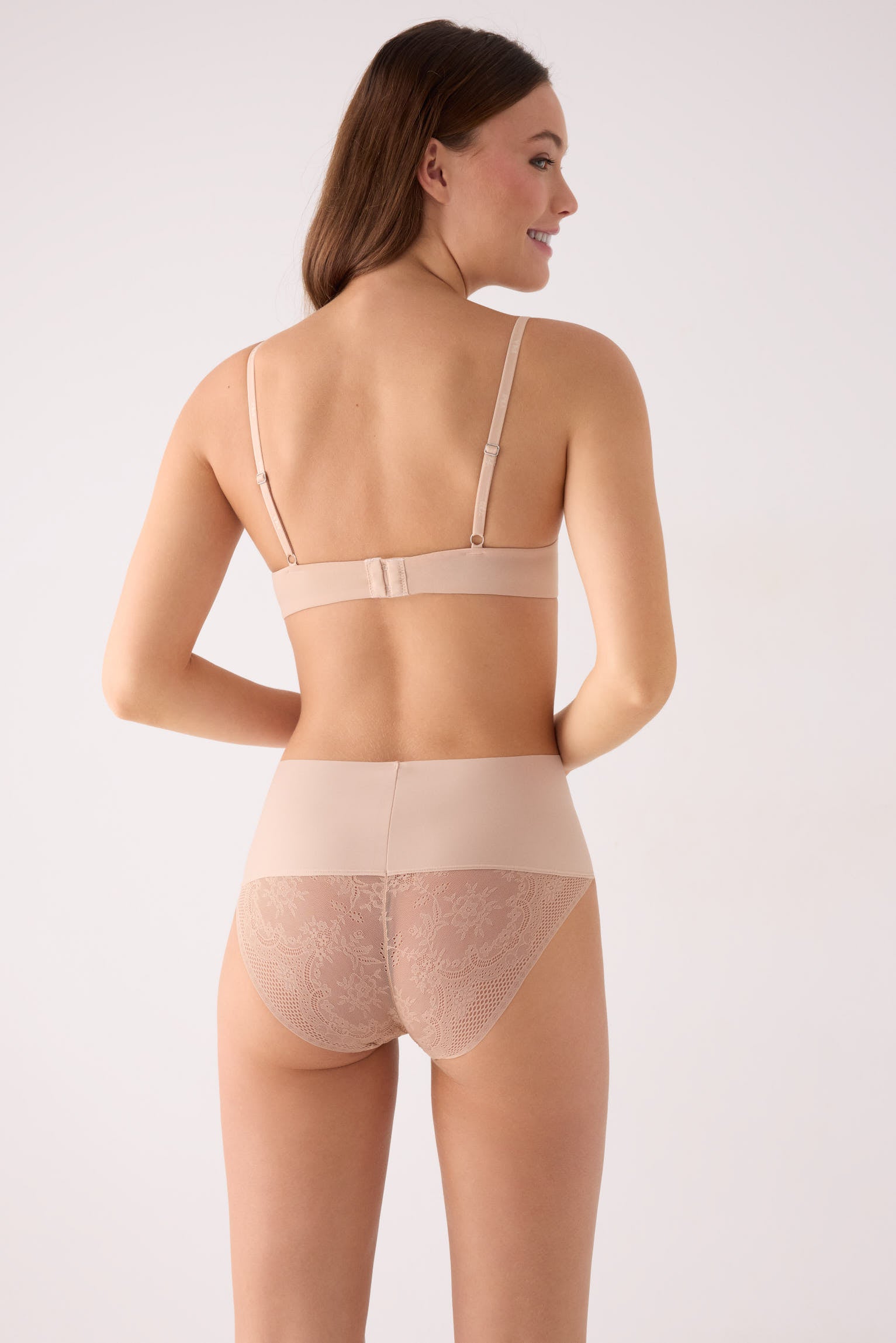 PRE-ORDER High-waist briefs laser-cut nude
