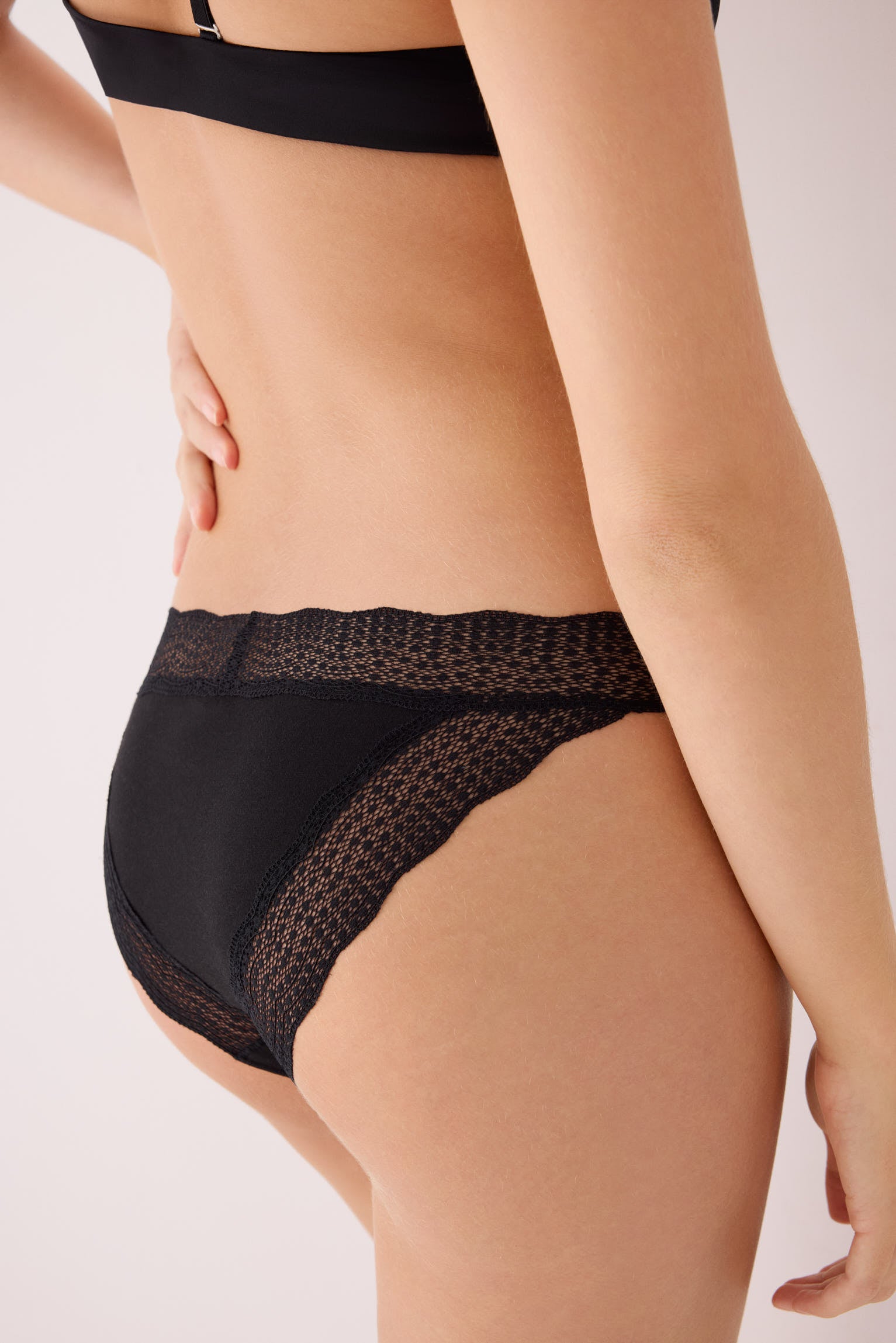 Mini briefs cotton with lace trim black