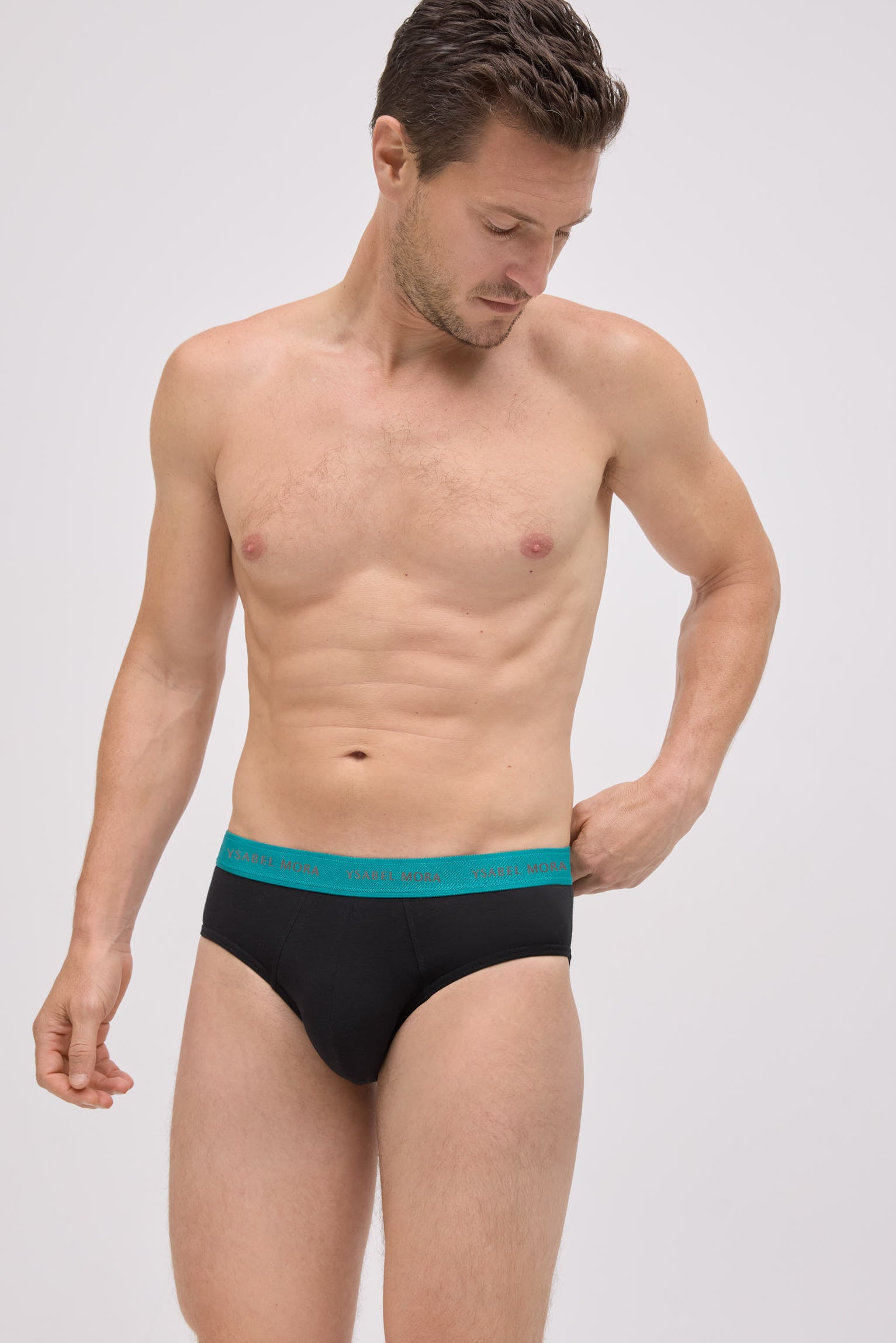 Pack of 6 basic black briefs with a colored band