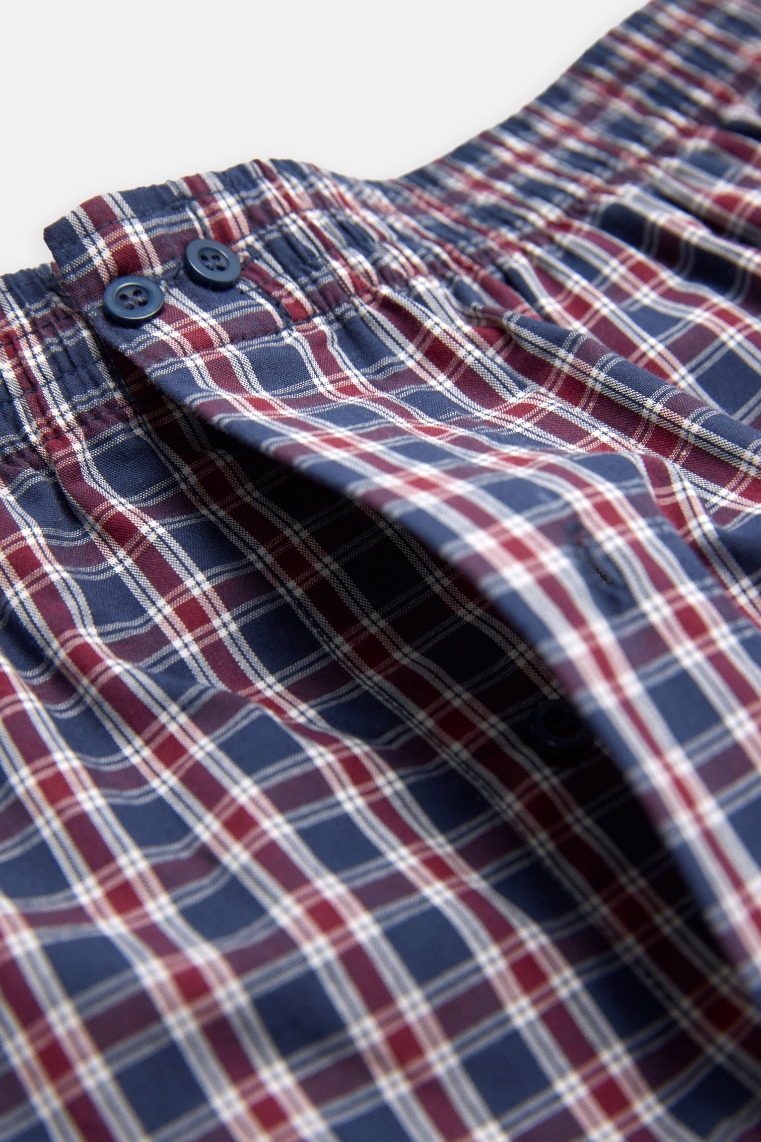 Boxer fabric opening with checkered print