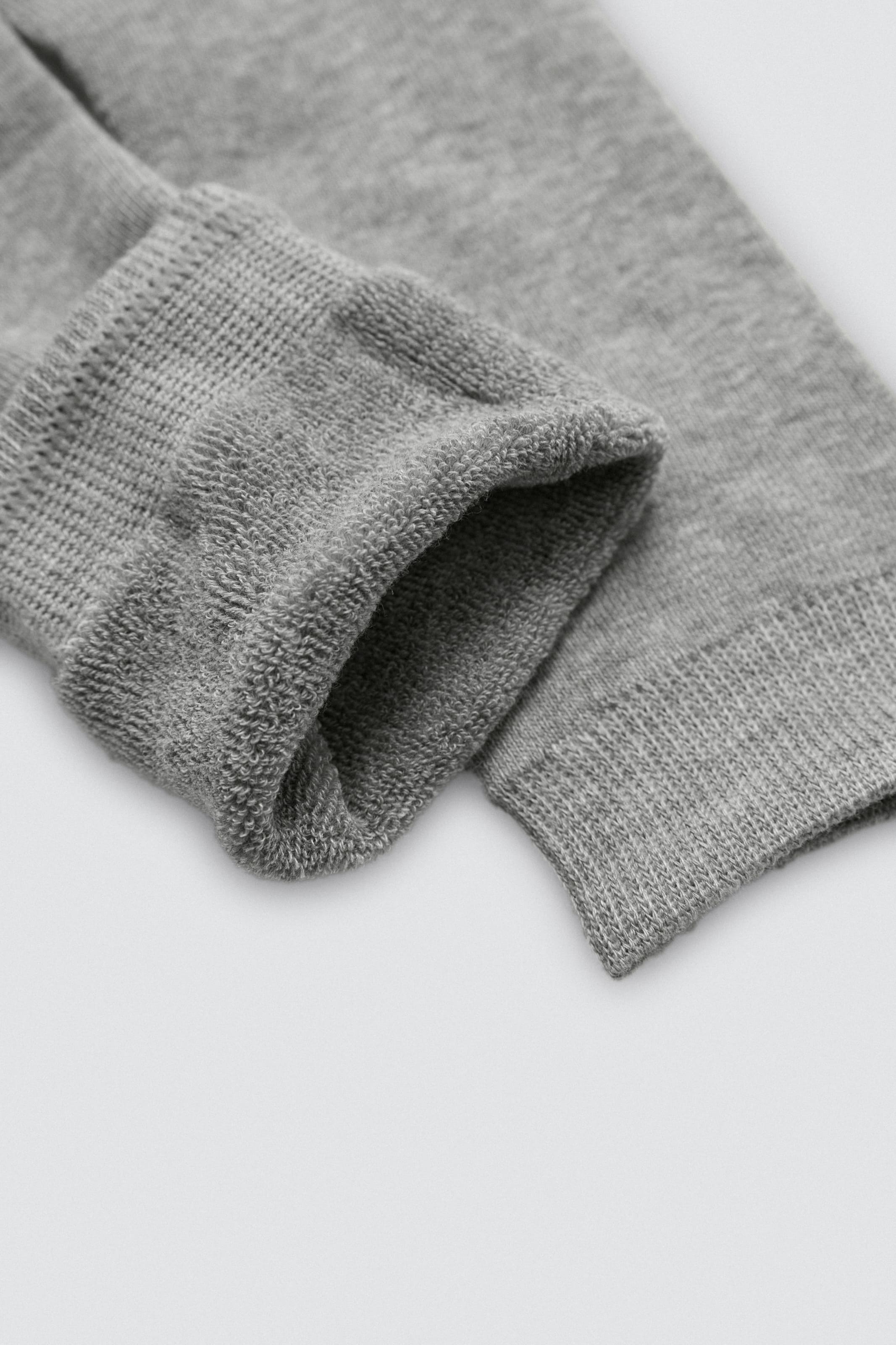 Pack of 3 high thermal socks with anti-pressure cuffs in neutral colors