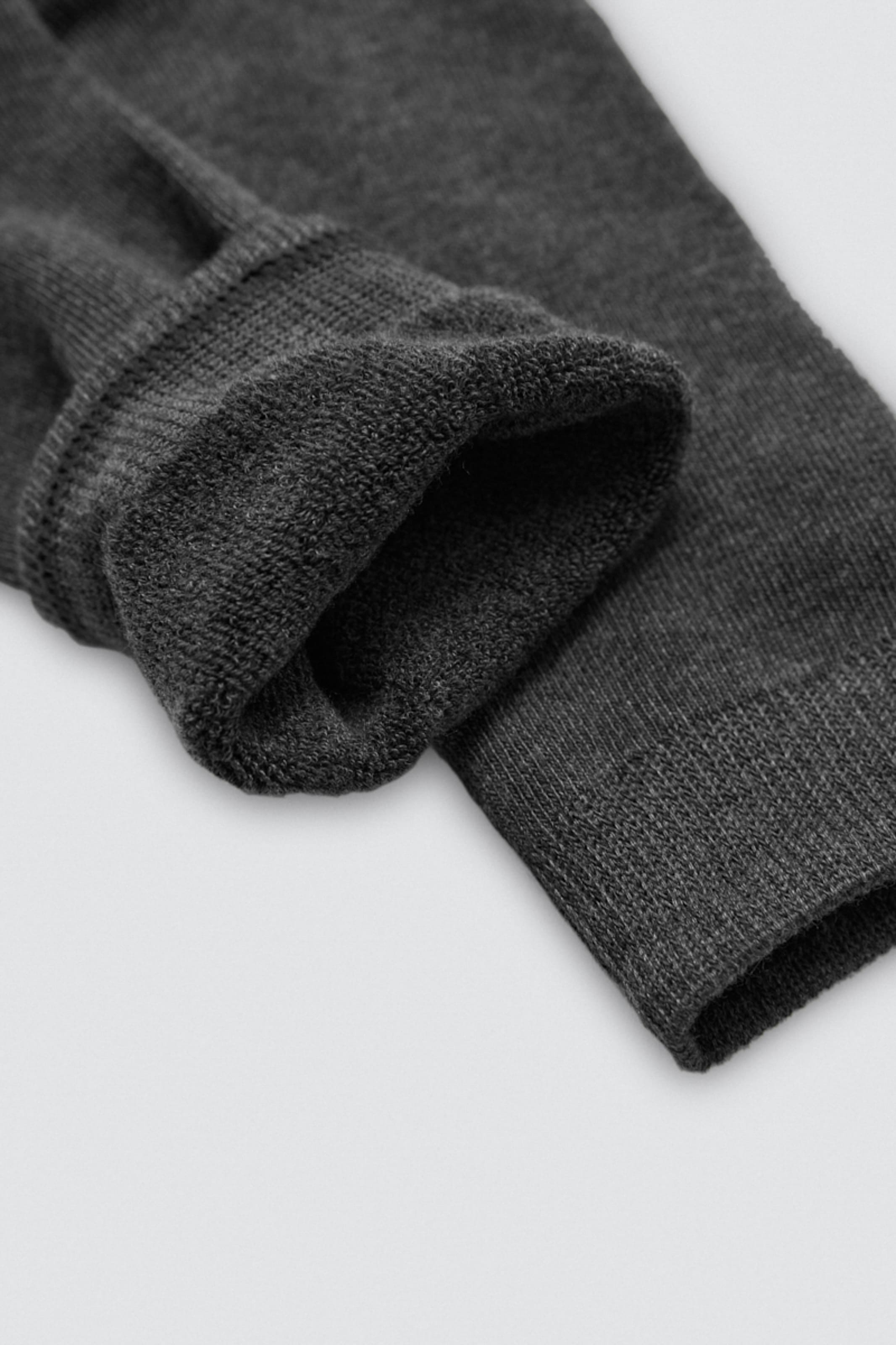 Pack of 3 high thermal socks with anti-pressure cuffs in neutral colors