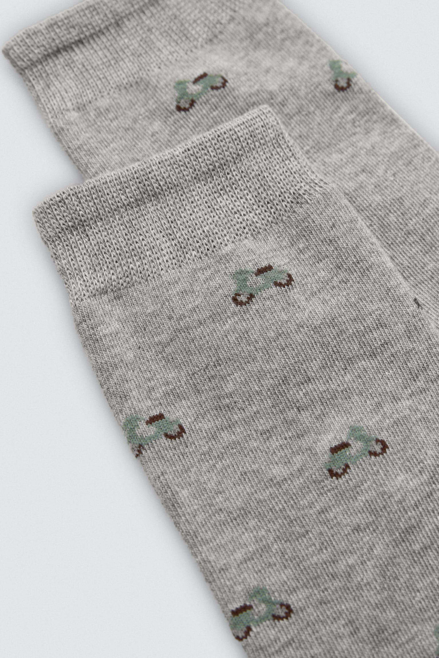 22935-5-pack-3-calcetines-altos-estampados