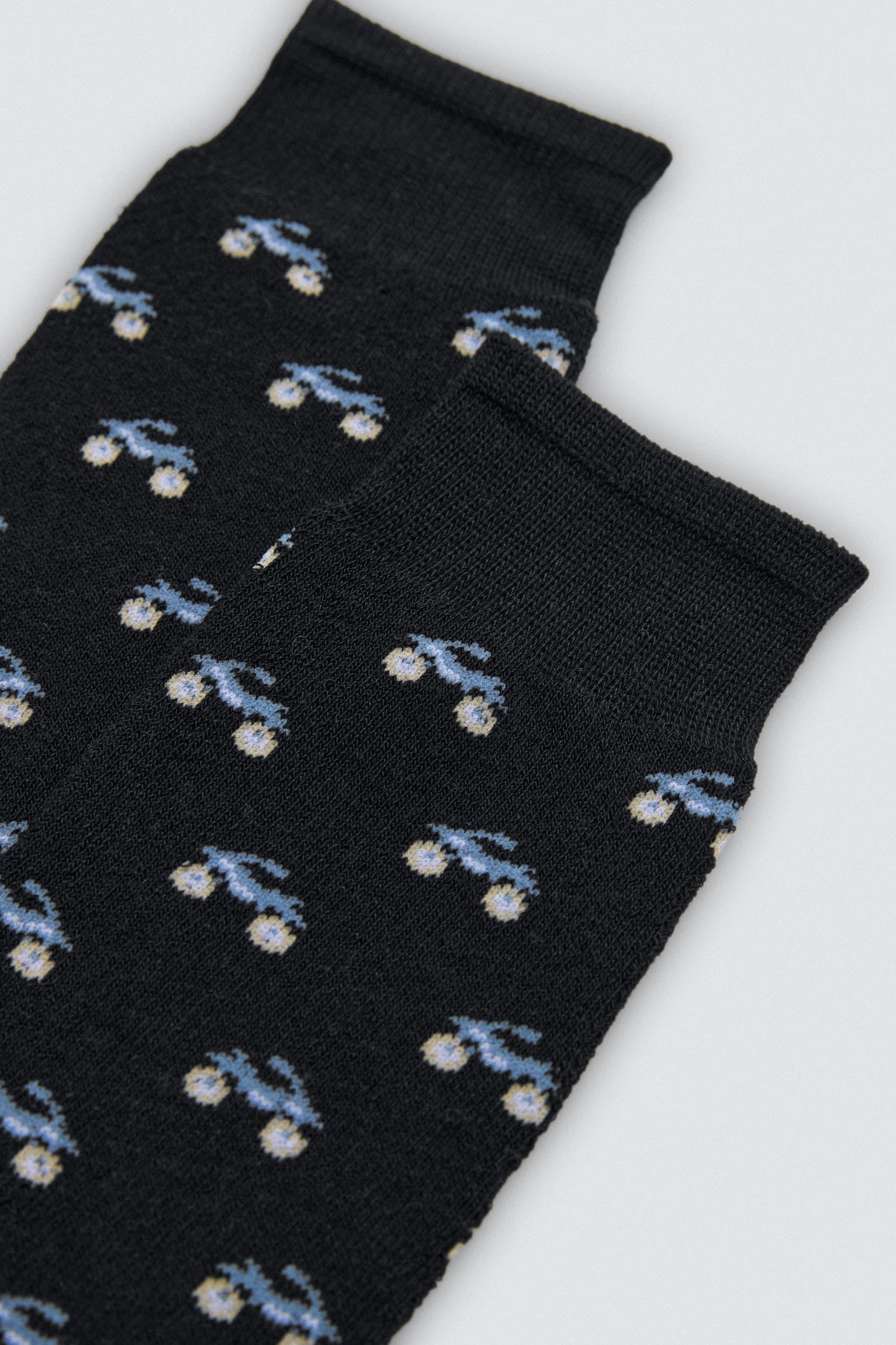 22950-3-pack-3-calcetines-altos-termicos-puno-antipresion-estampados