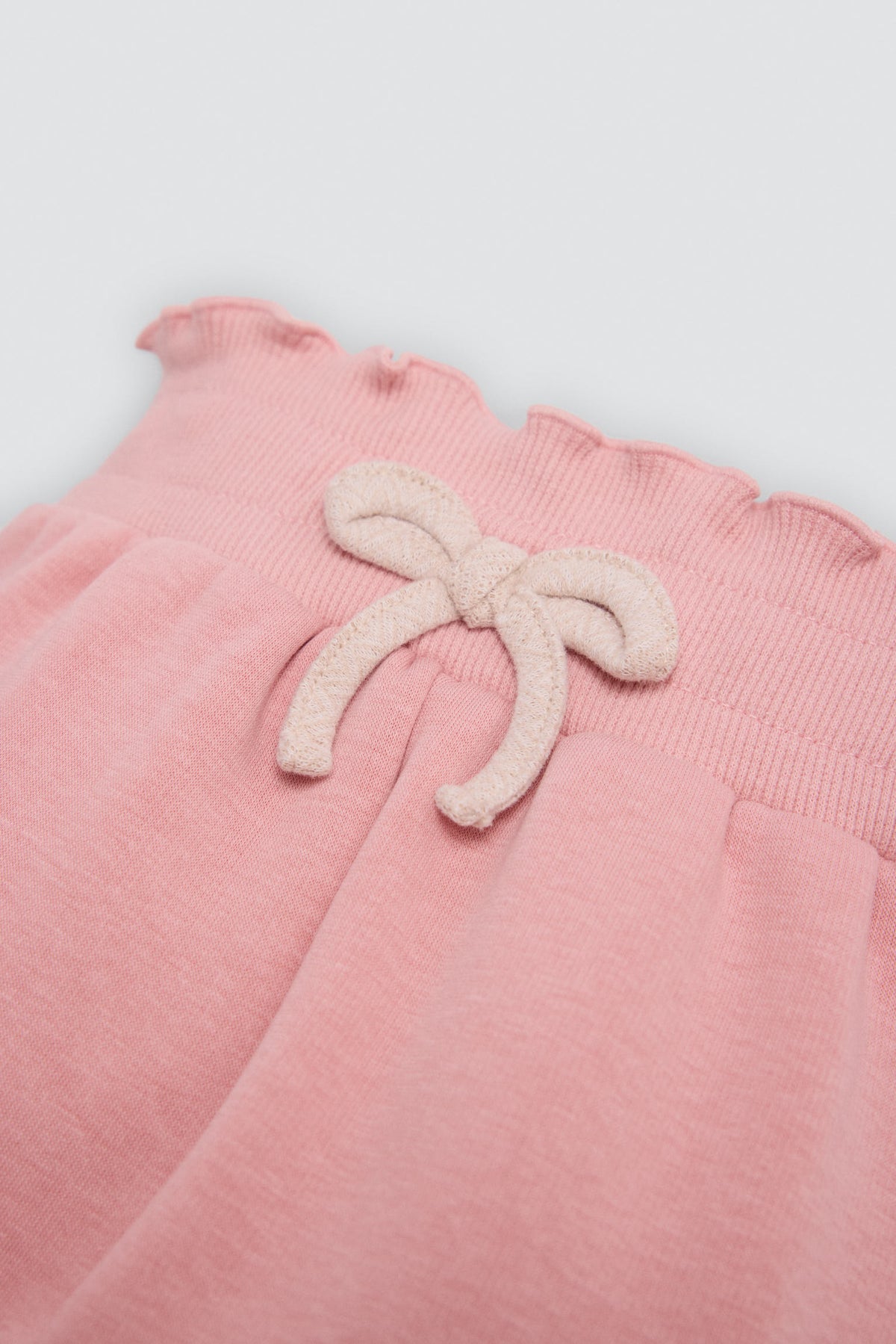Conjunto bebé sudadera y jogger estampado gato con lazo - Ysabel Mora