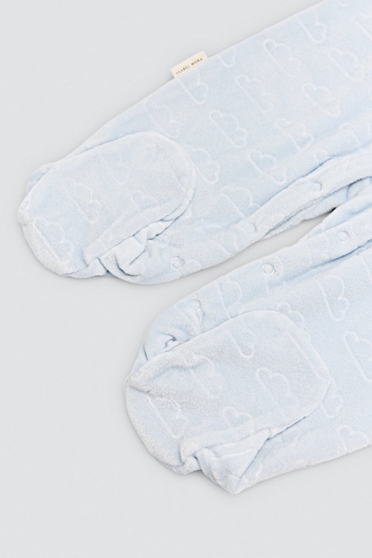 Pelele bebé terciopelo estampado nubes Good night - Ysabel Mora