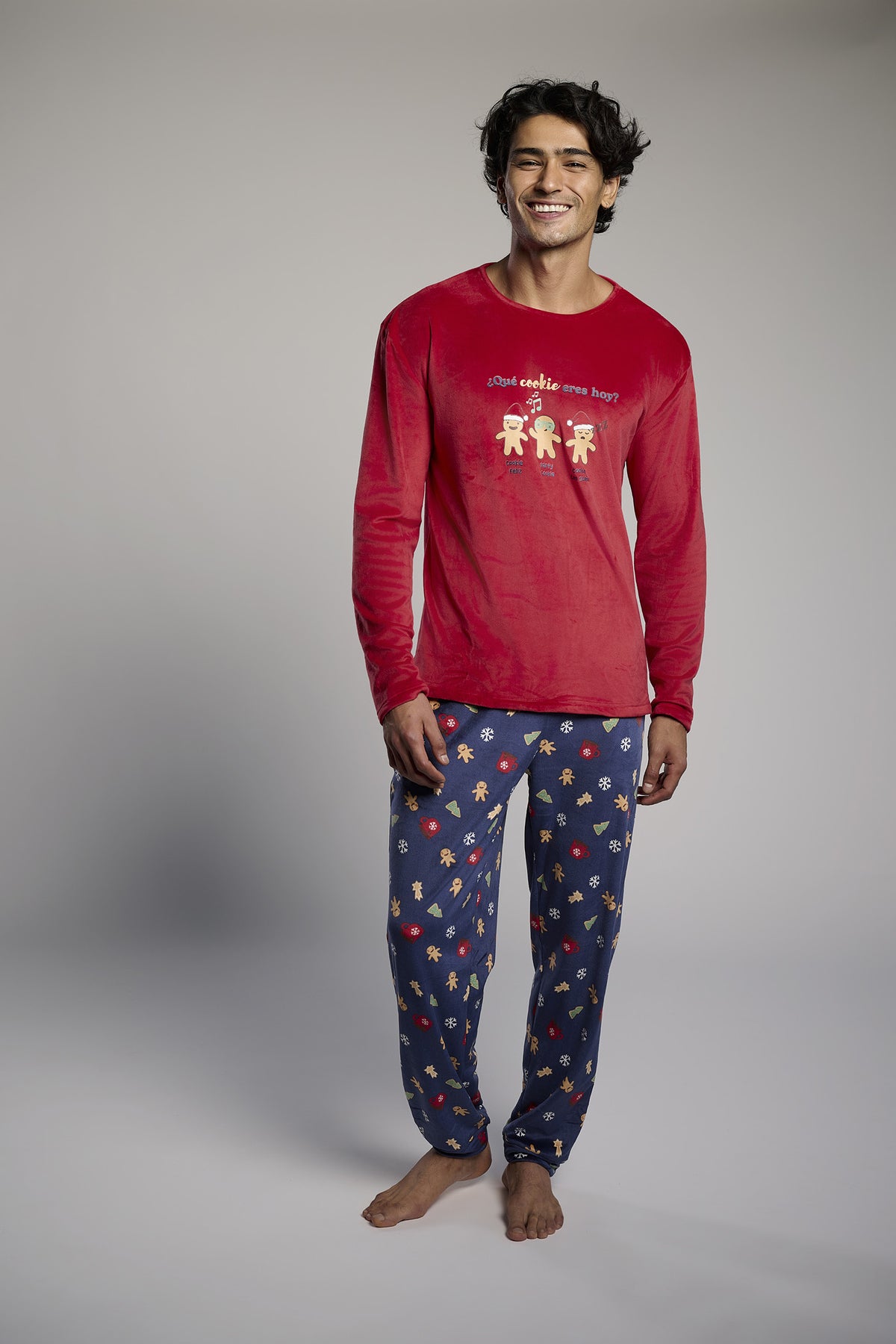Men's long velvet Christmas gingerbread-print pyjamas