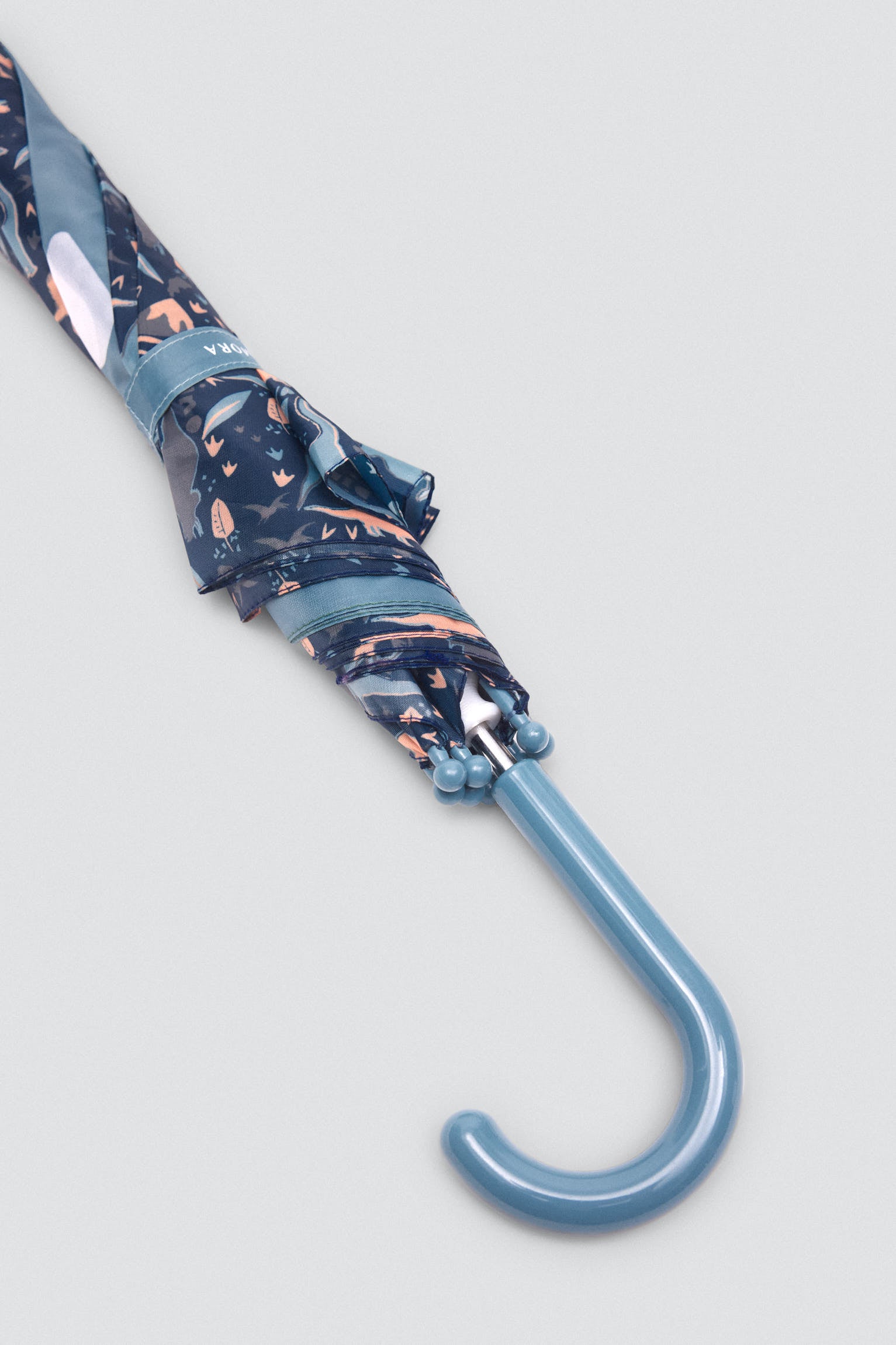 46019-3-paraguas-infantil-dino