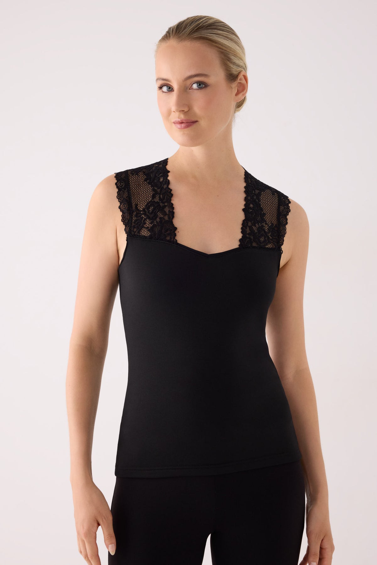 THERMAL Women's sleeveless t-shirt with black lace