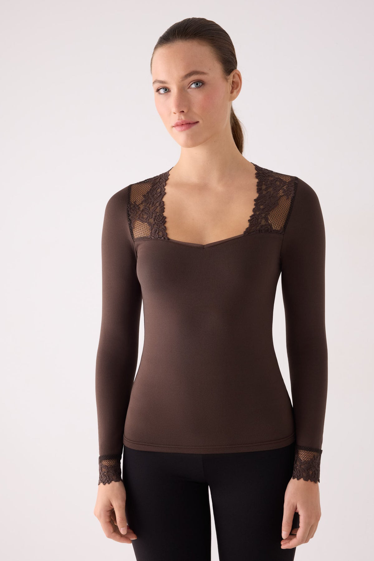 THERMAL Women's long-sleeved square-neck T-shirt with brown lace