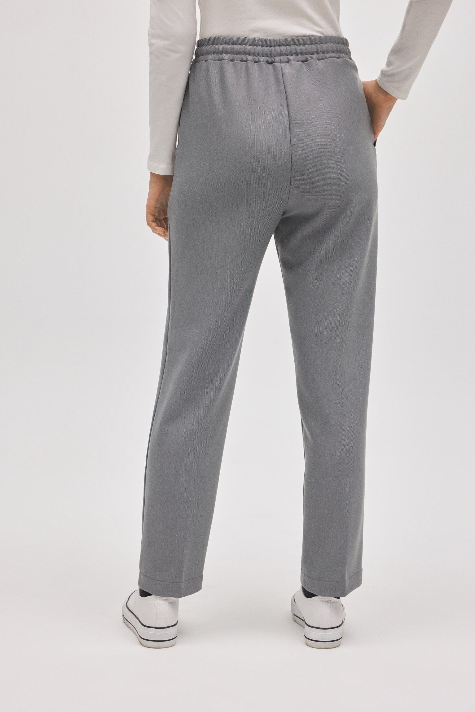 70455-3-pantalon-cintura-ajustable-straight-gris-ysabel-mora