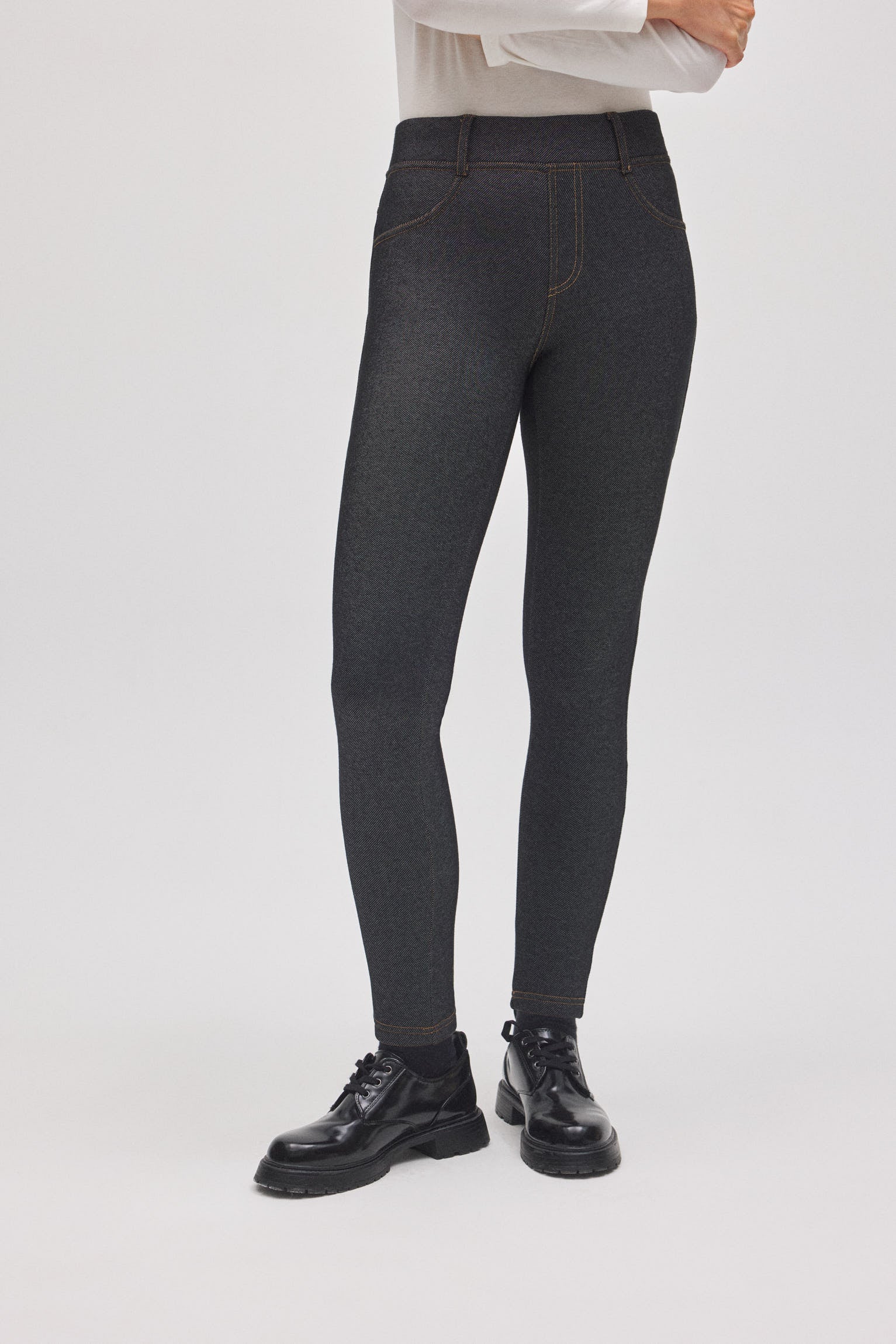 70461-2-leggings-termicos-vaqueros-skinny-negro-ysabel-mora