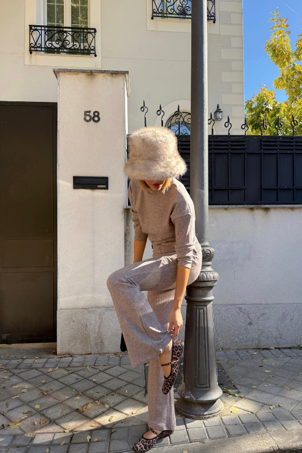 Brown ribbed knit outfit @teresamora6