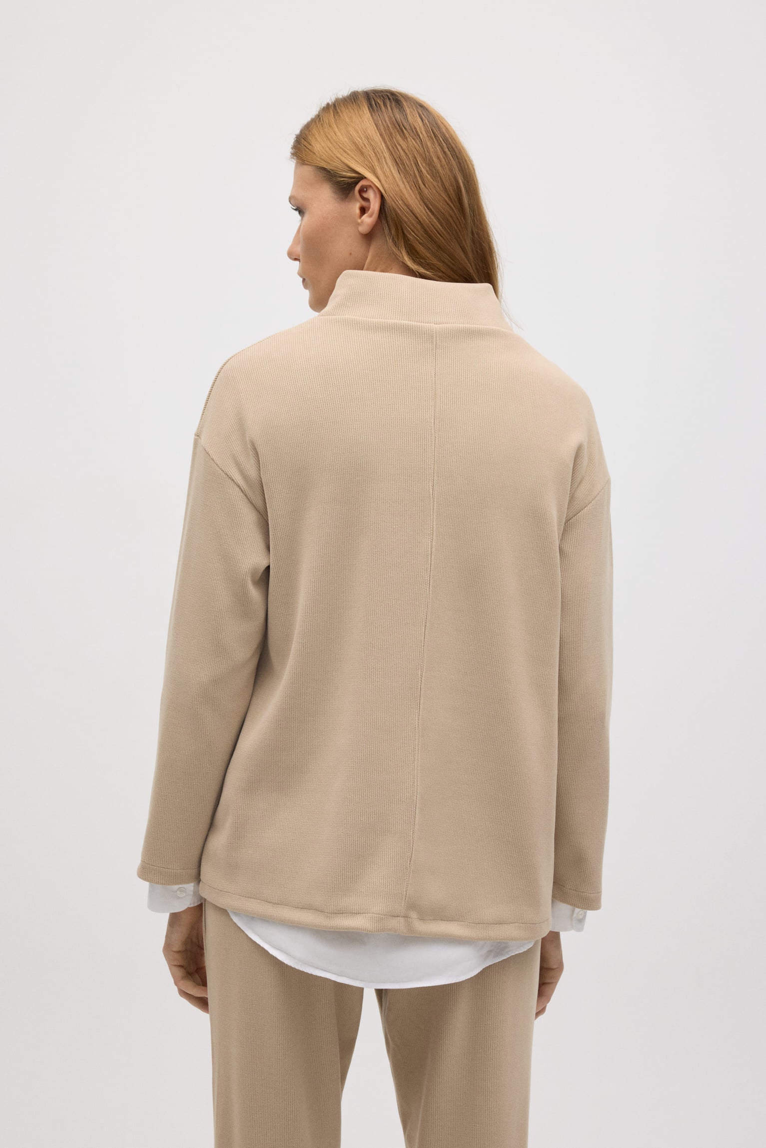 70682-3-jersey-cuello-perkins-efecto-pana-beige