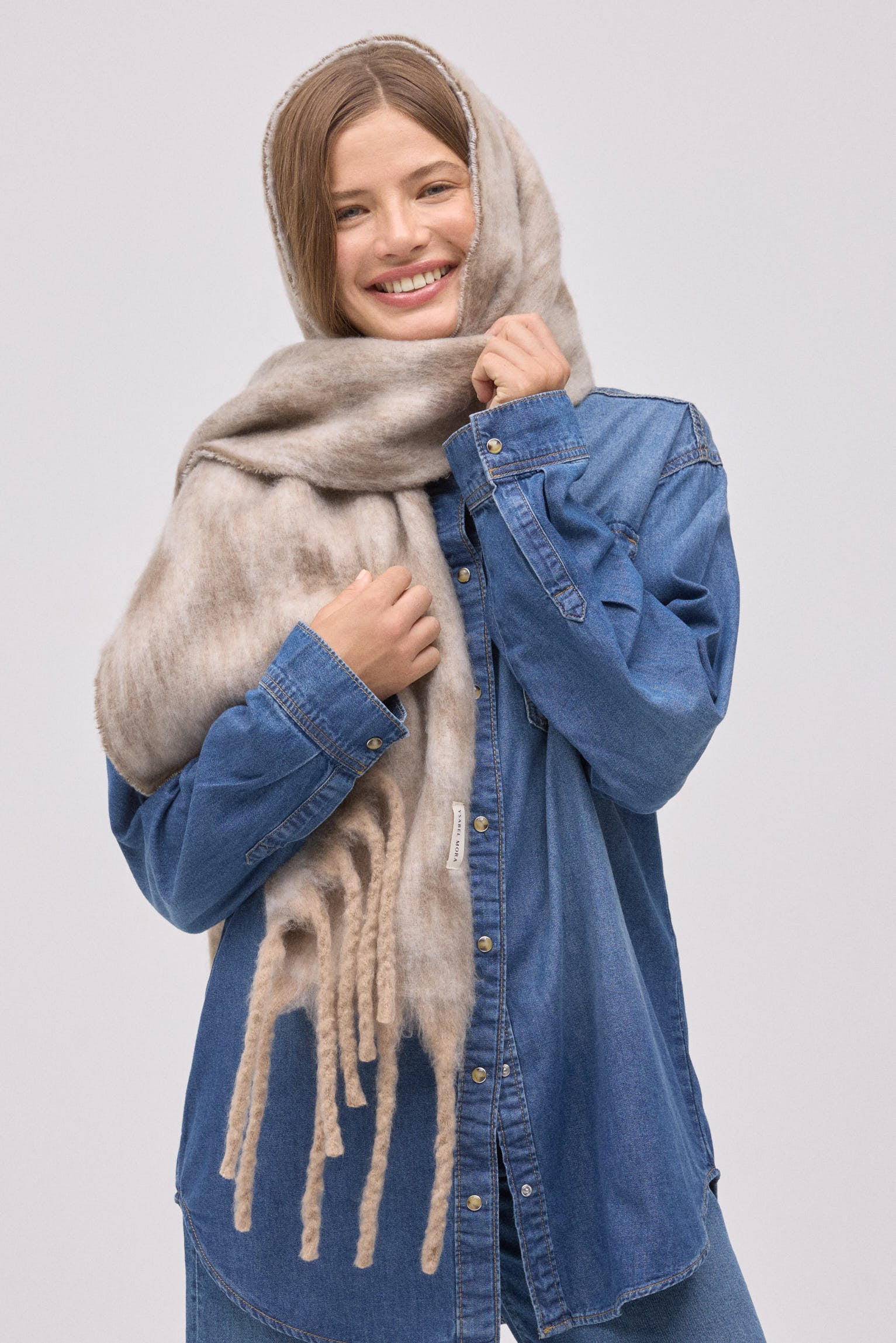 70693-5-bufanda-estampada