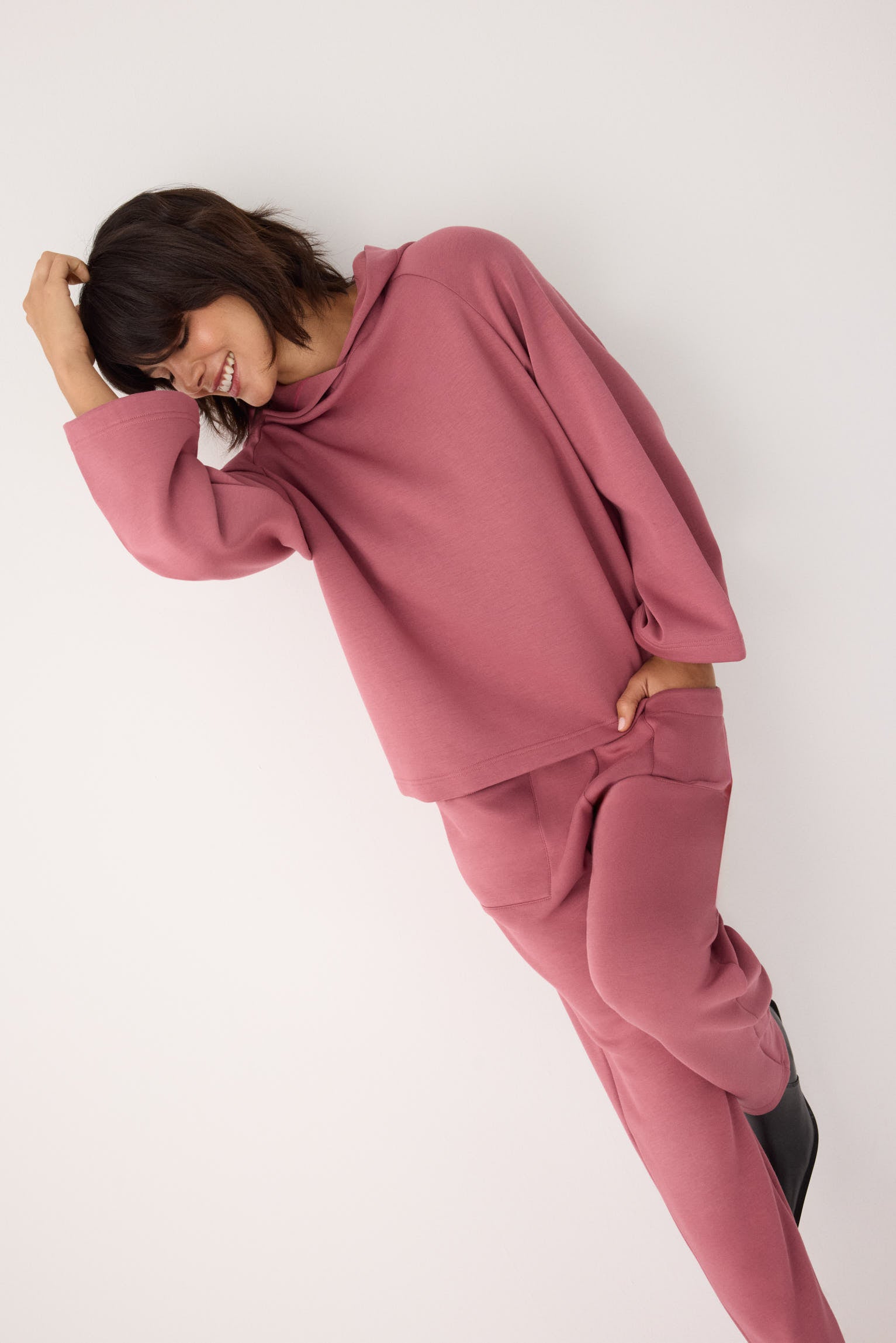 70740-nocturne-rose-sudadera-afelpada-capucha-manga-raglan-rosa