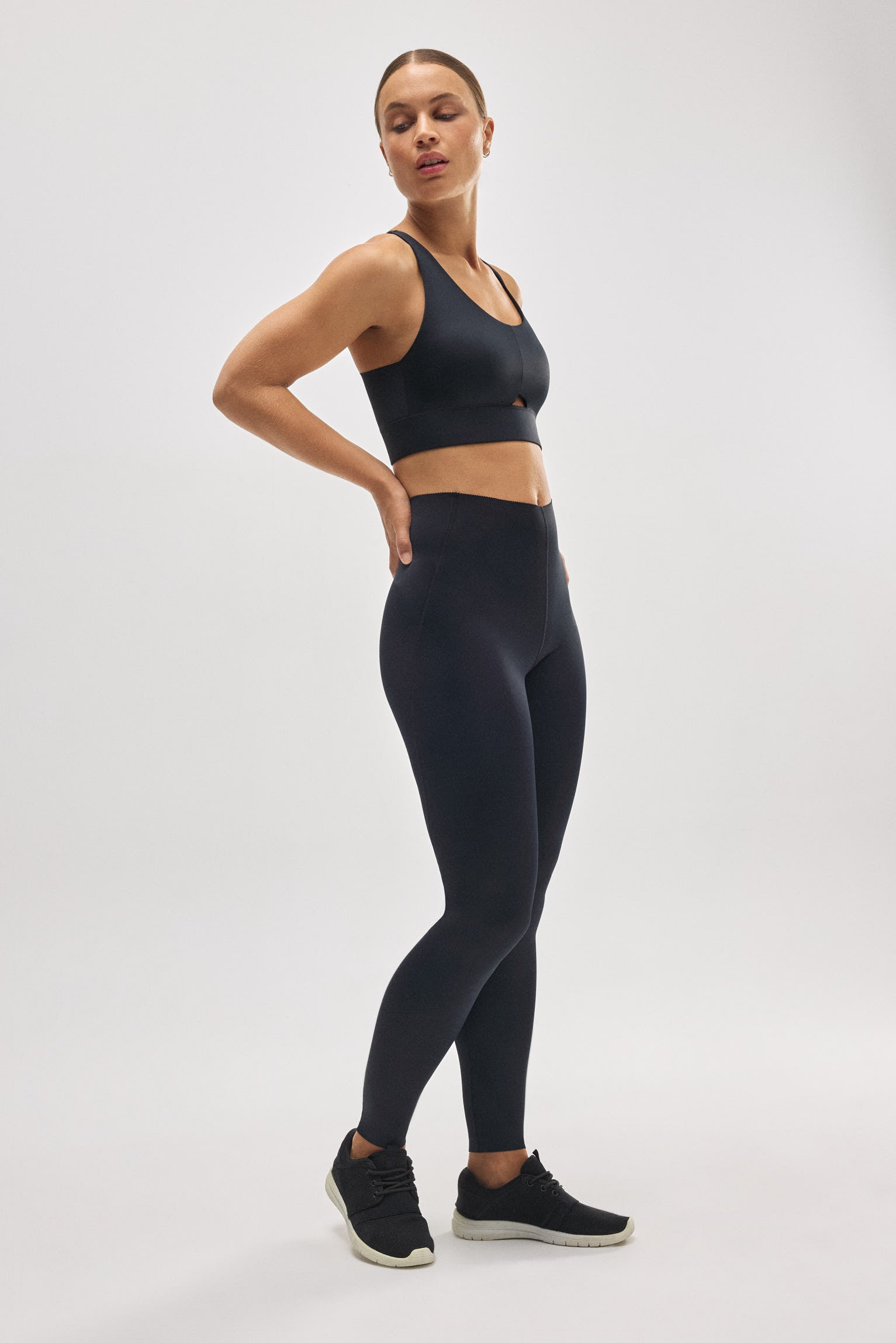 Black flat belly long compressive sports leggings