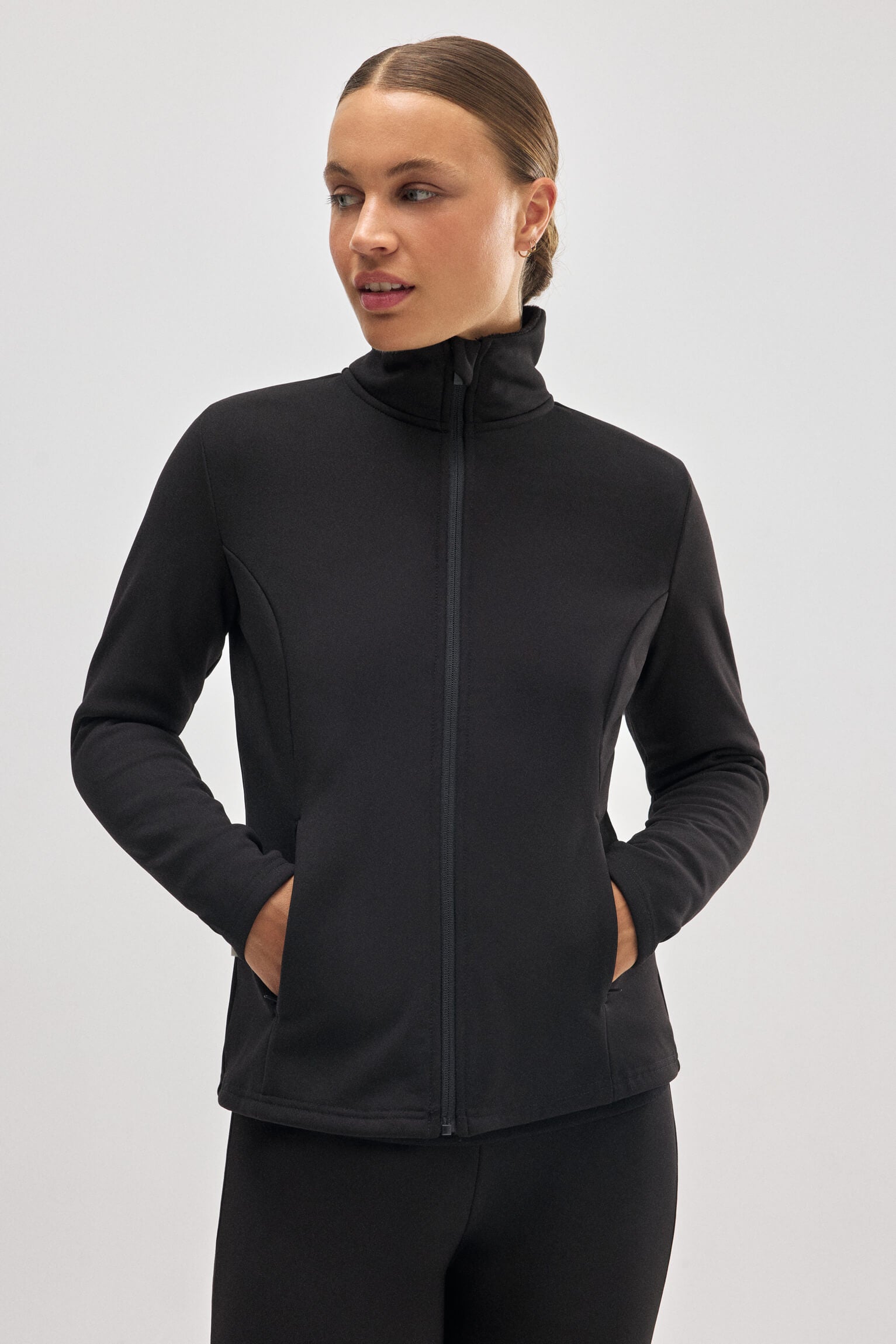 70913-2-chaqueta-termica-ajustada-deportiva-negro