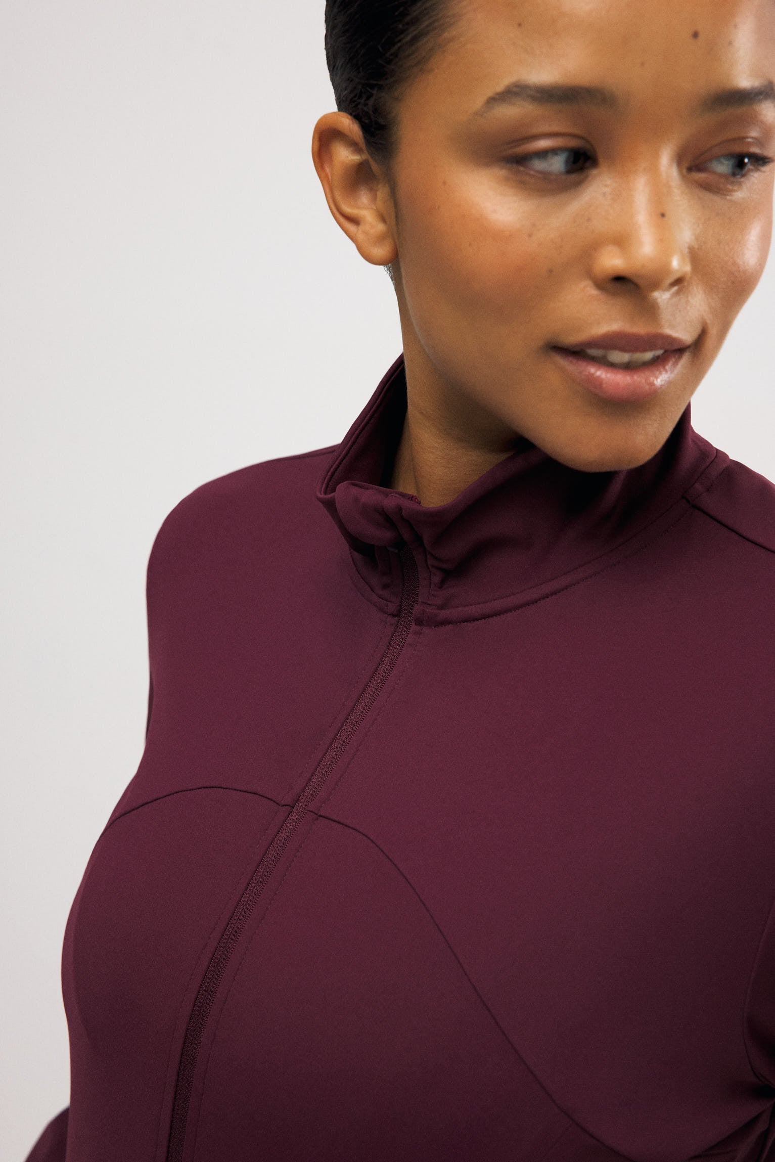 70929-4-chaqueta-deportiva-ajustada-transpirable-burdeos