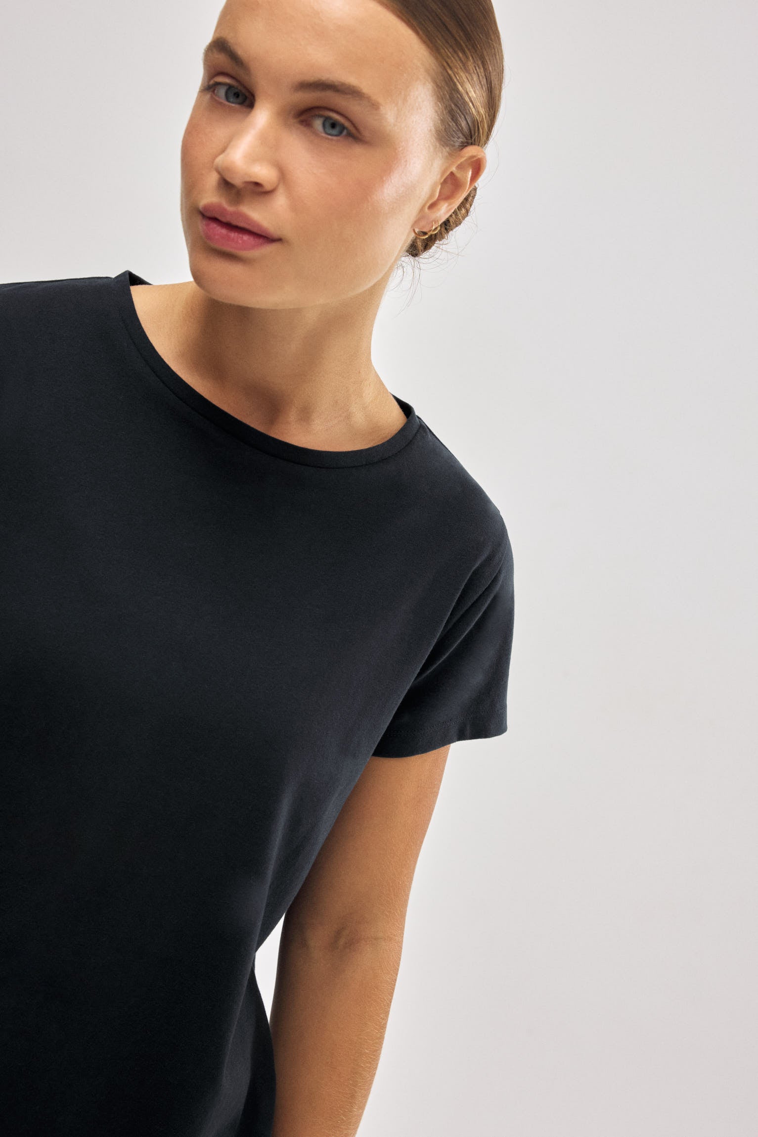 70931-4-camiseta-algodon-basica-estilo-deportivo-negro