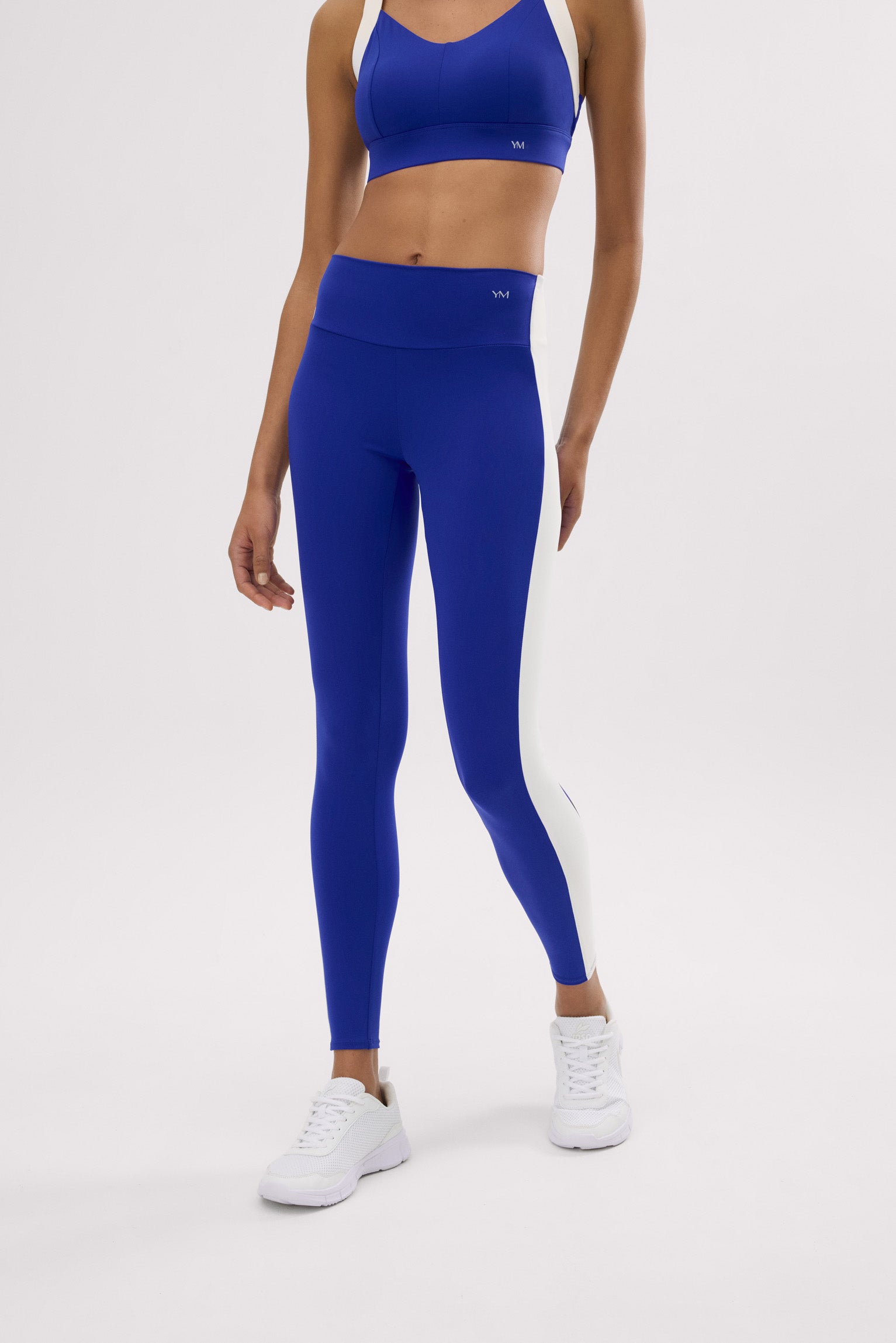 PREVENTA Leggings deportivos largos efecto push-up azul con franja en contraste - Ysabel Mora