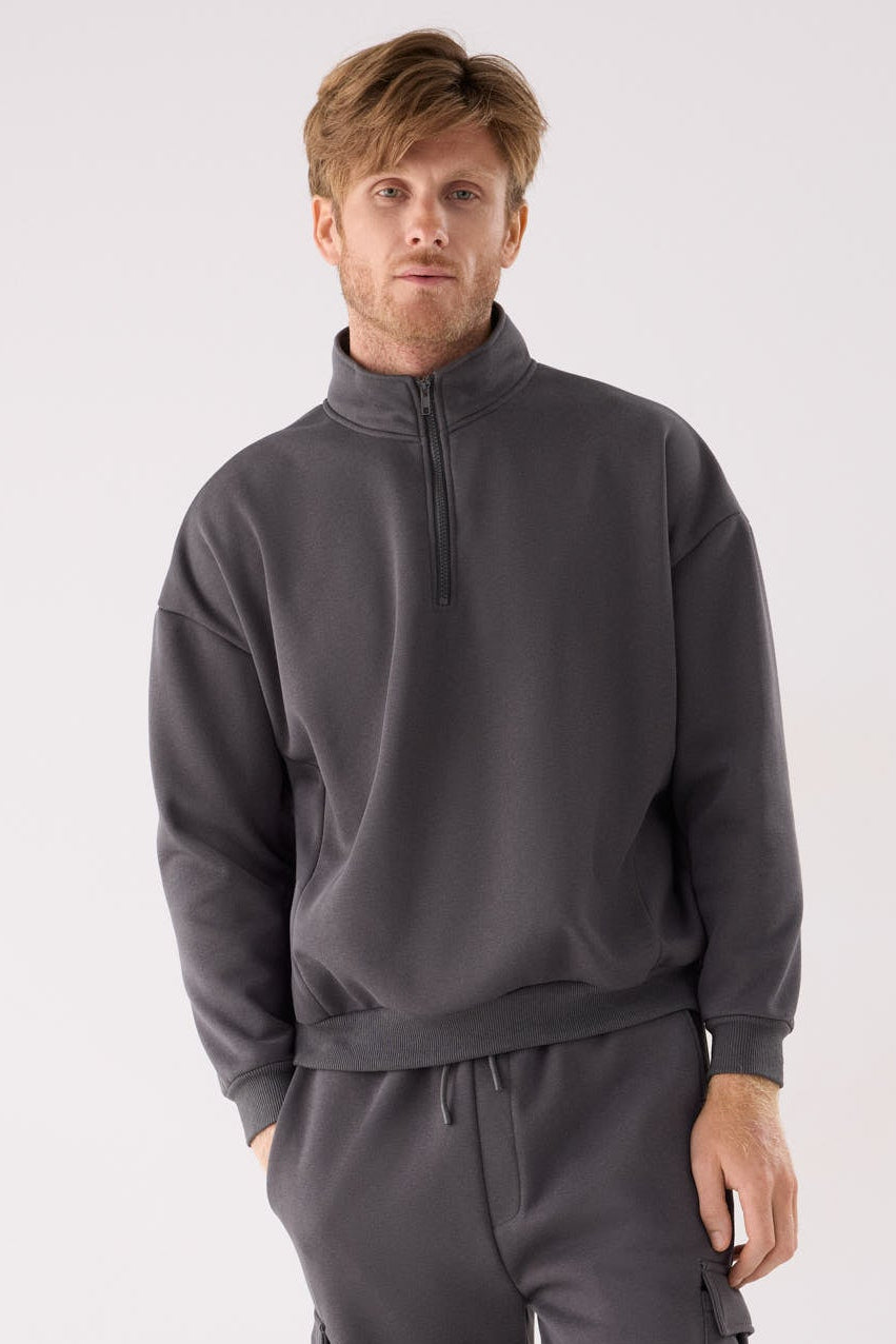 Men's charcoal fleece half-zip sports sweatshirt