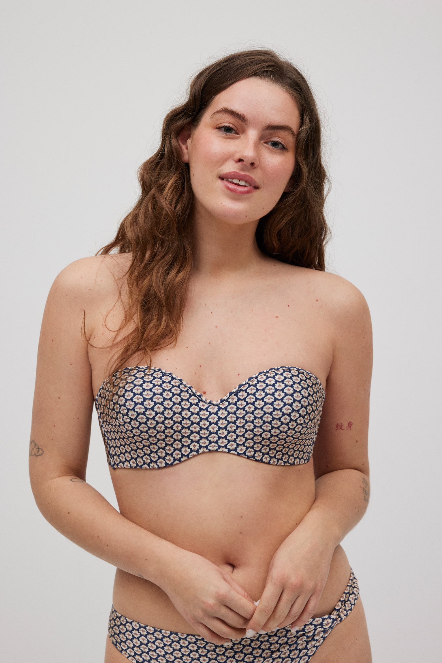 82923-1-top-bandeau-bikini-estampado-mujer-ysabel-mora-multicolor