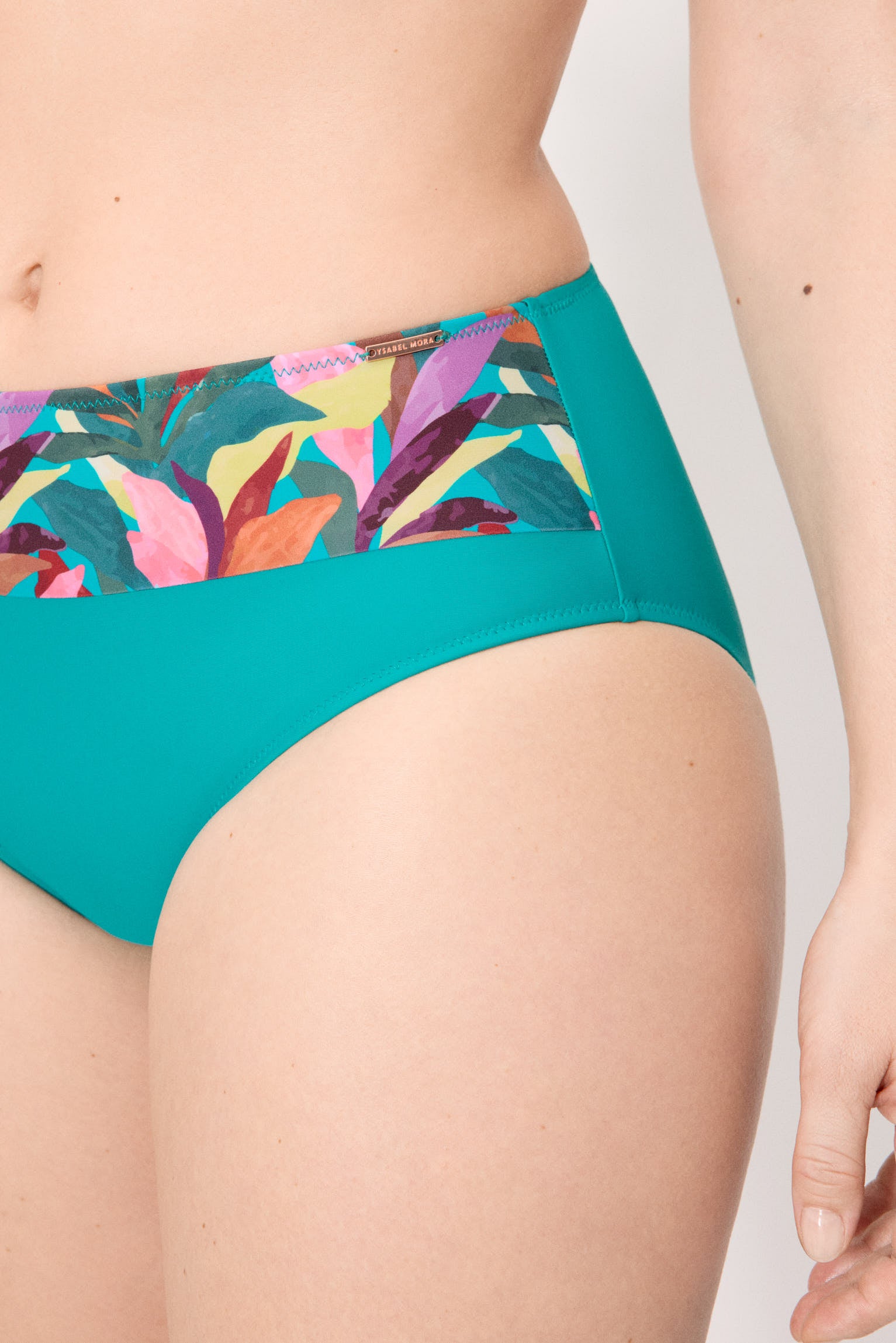 Braga bikini reductora alta hojas - Ysabel Mora