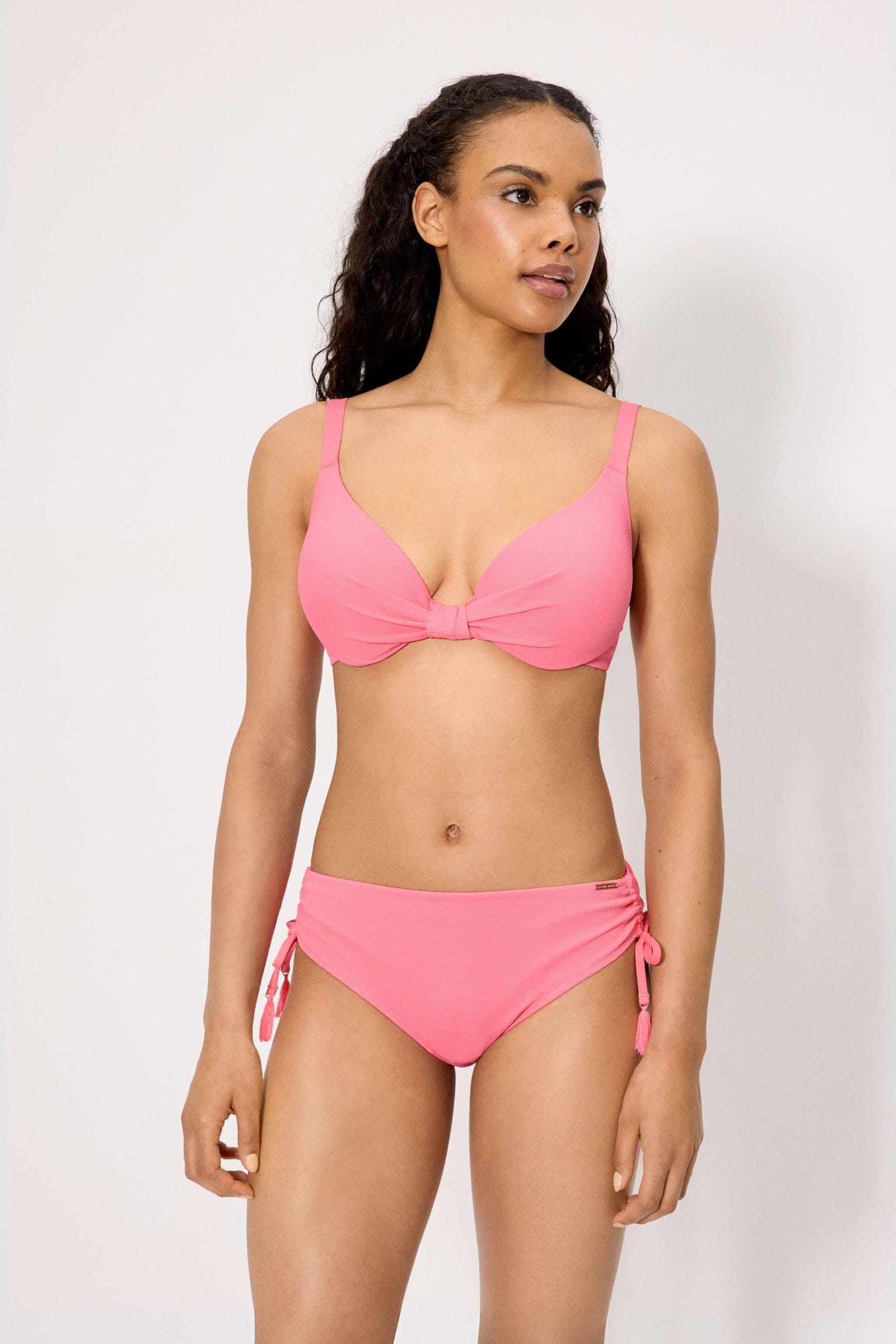 Pink piqué bikini set with underwire top and shaping briefs, cup C