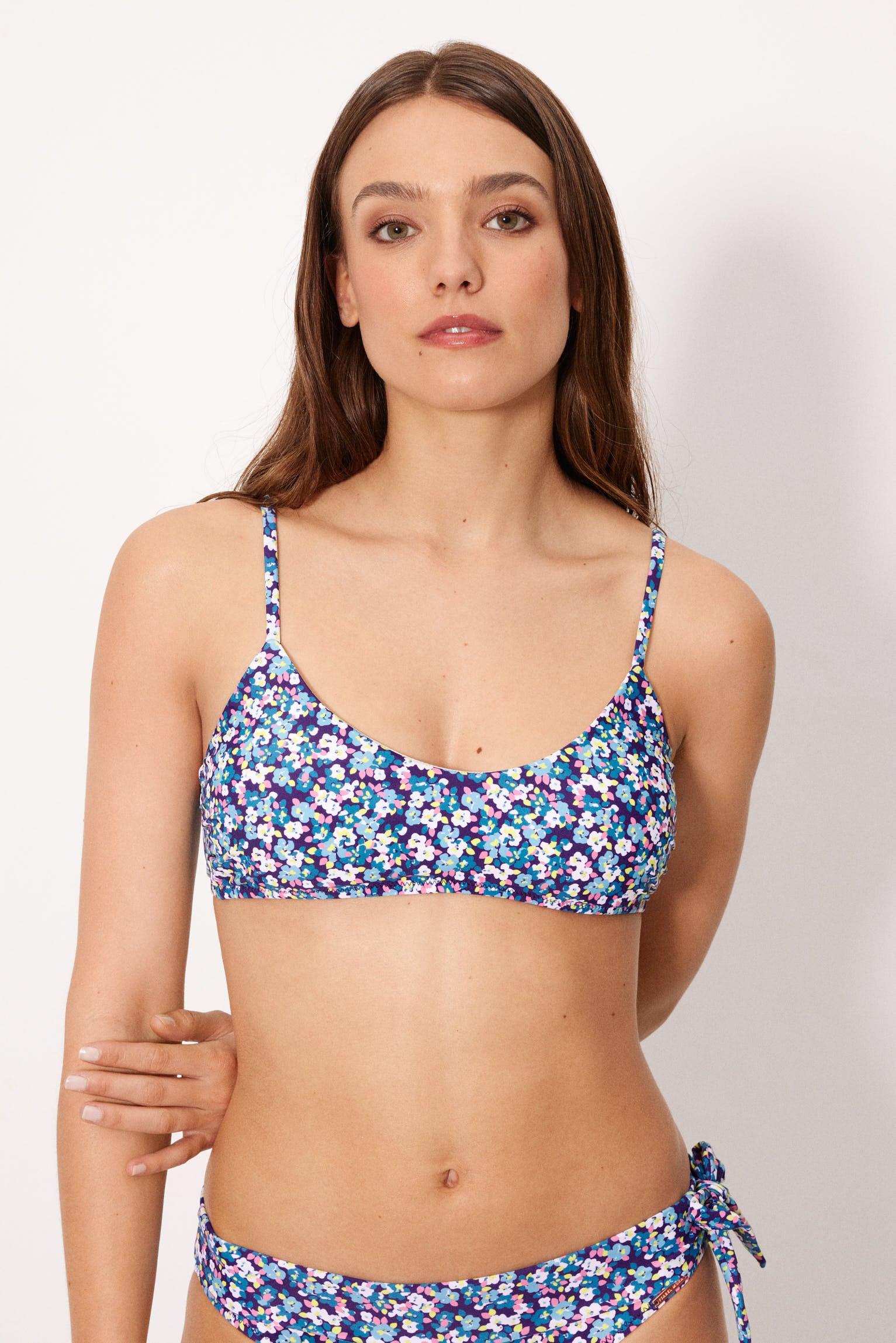 Top bikini triángulo liberty azul copa B - Ysabel Mora