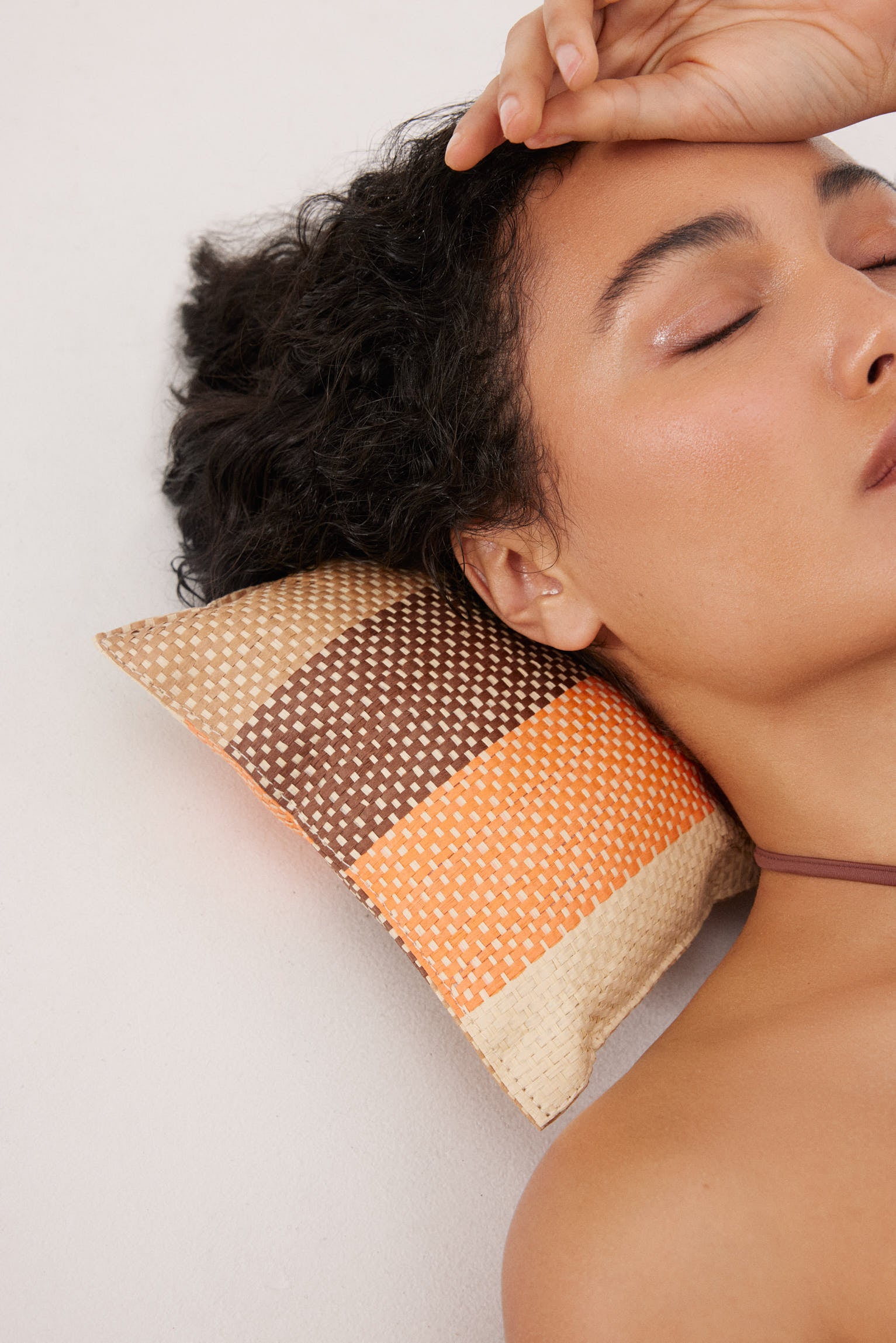 86299-bolso-de-playa-y-cojin-a-juego-para-la-playa-estampado-ysabel-mora