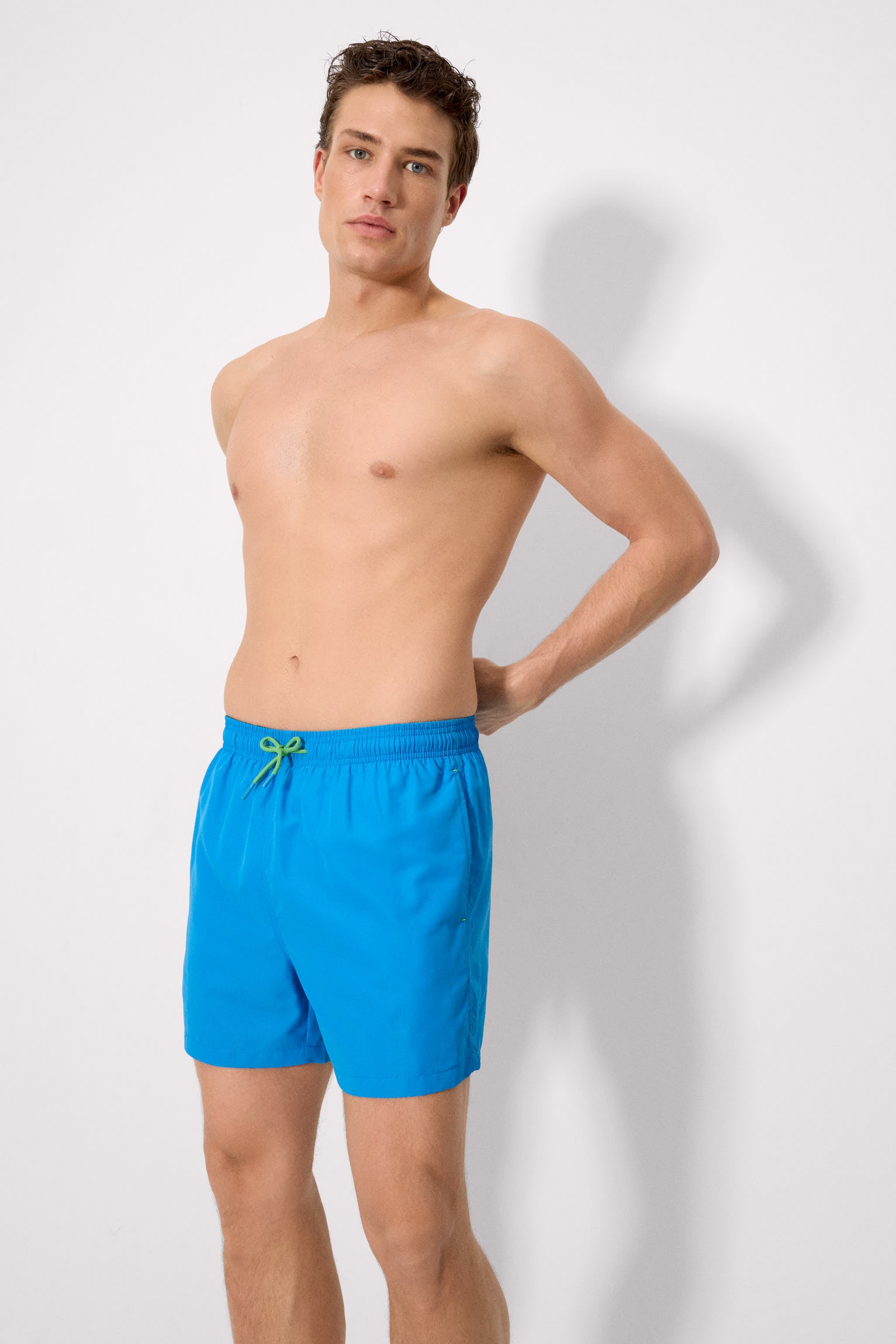 Sockarrats basic blue mid-length swimsuit