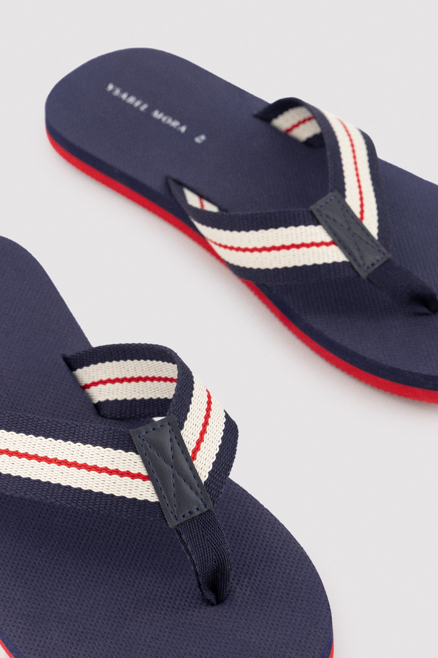 Chanclas hombre tira rayas contrastadas marino - Ysabel Mora