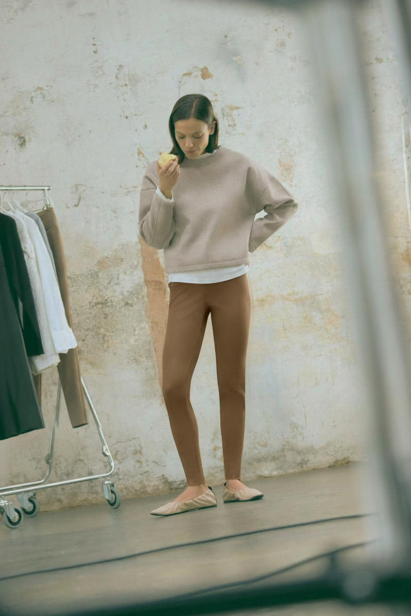 Brown metallic effect leggings