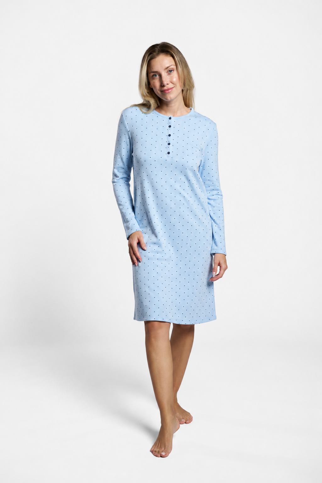 Women's blue brushed polka-dot nightdress