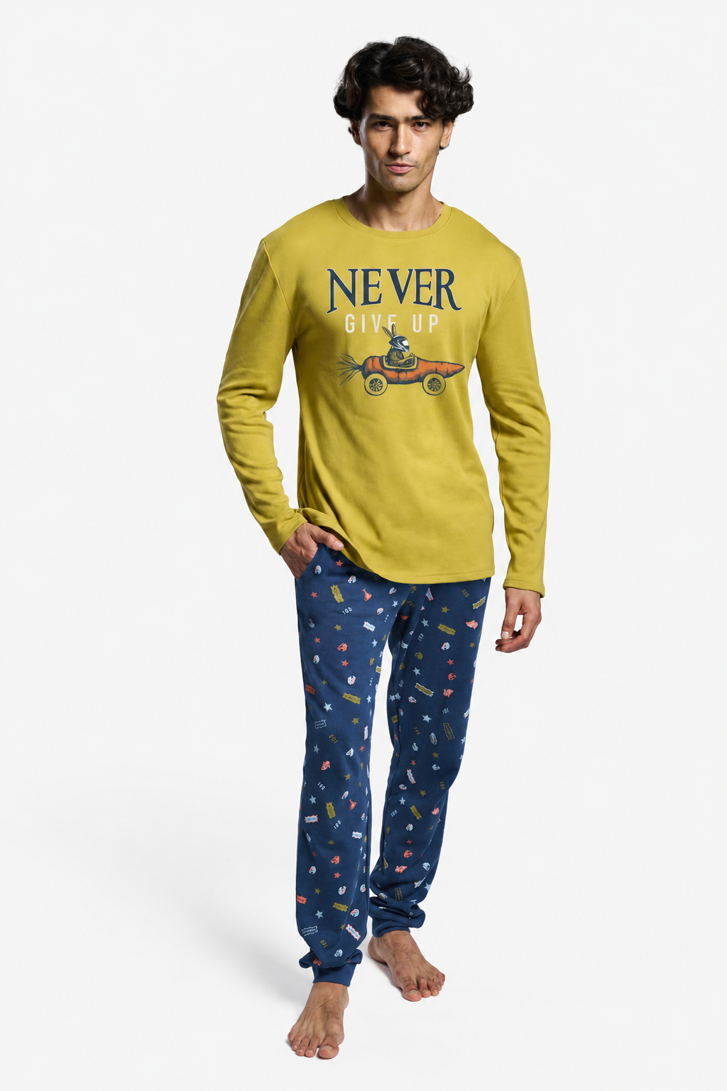 Men's long brushed Never Give Up driver-print pyjamas