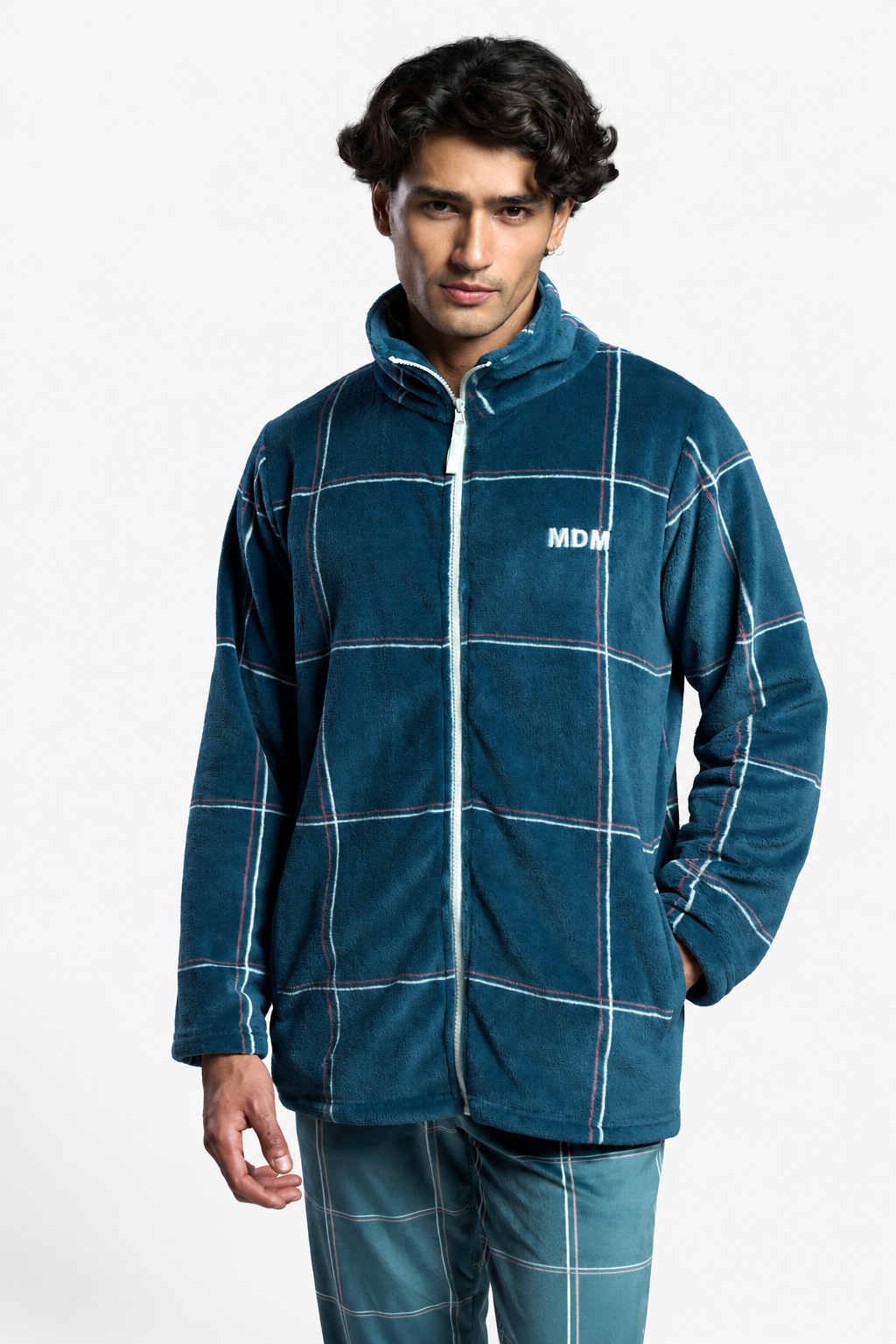 Men's short checked coral fleece robe with zip fastening