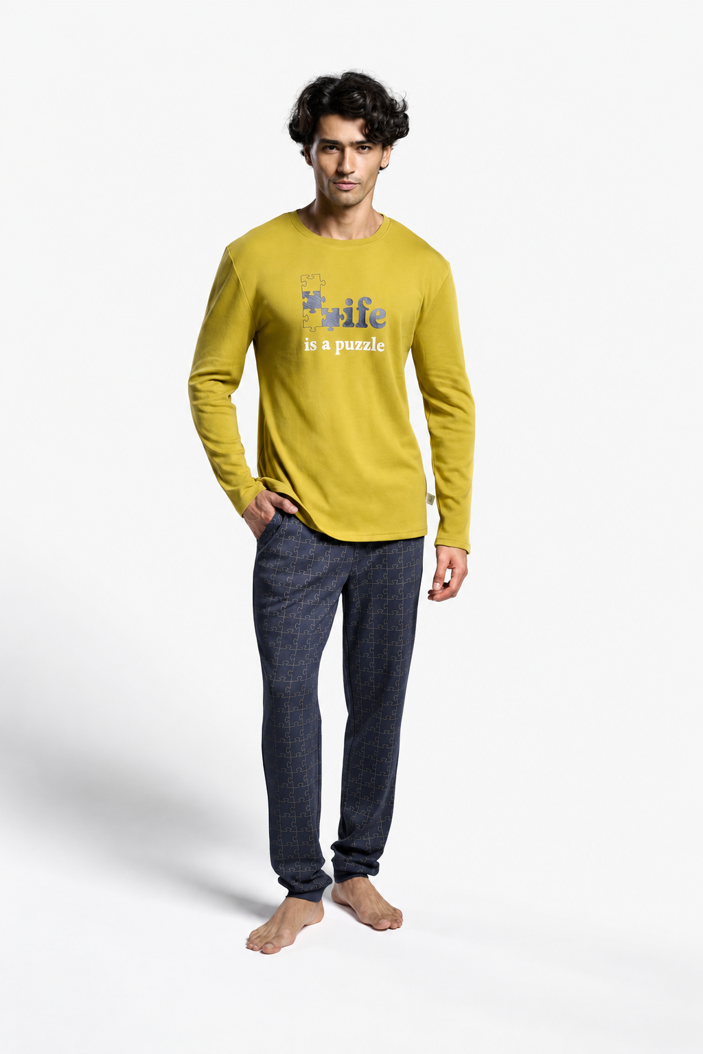 Men's long brushed puzzle-print pyjamas with pocket detail
