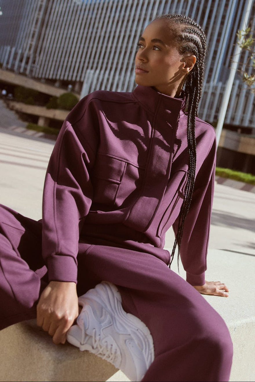 Women's burgundy sports bomber jacket with pockets