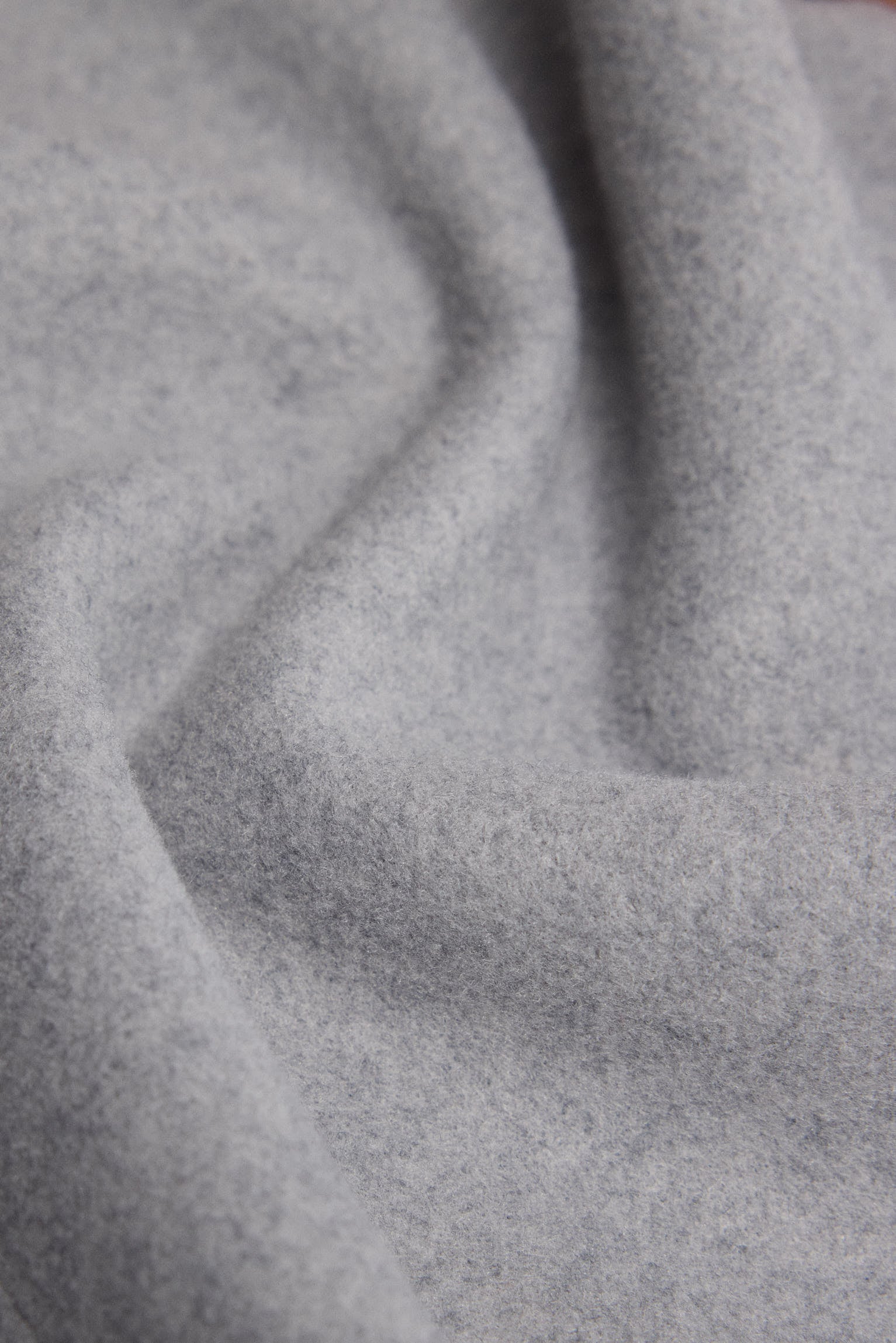 Warm slim fit trousers with grey structure