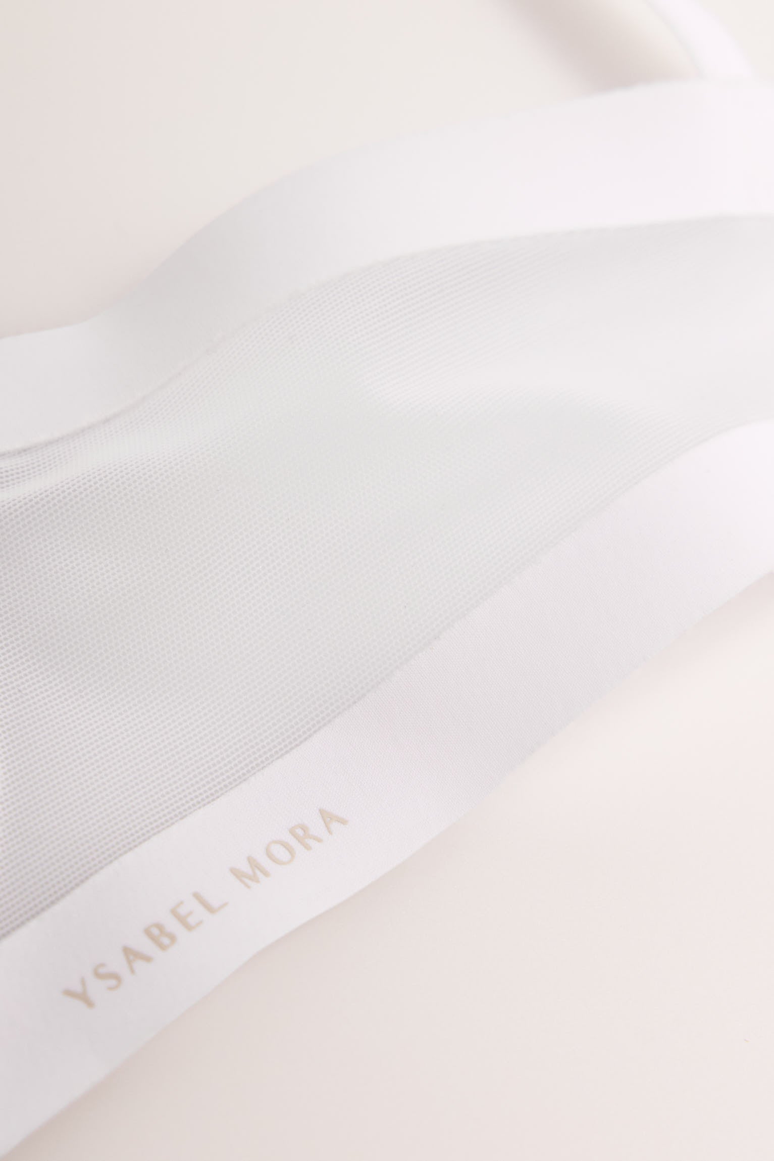 10159-05-nomarks-sujetador-sin-aro-con-relleno-brisa-blanco-ysabel-mora