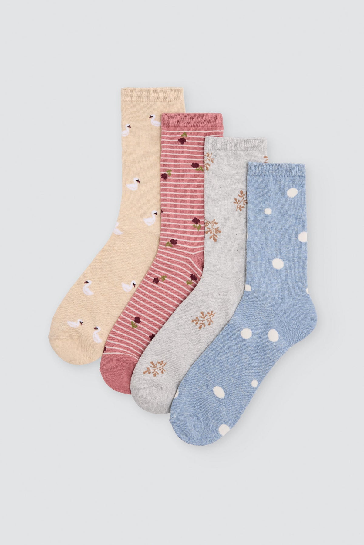 12105-pack-de-4-calcetines-mujer-con-estampado-floral-1